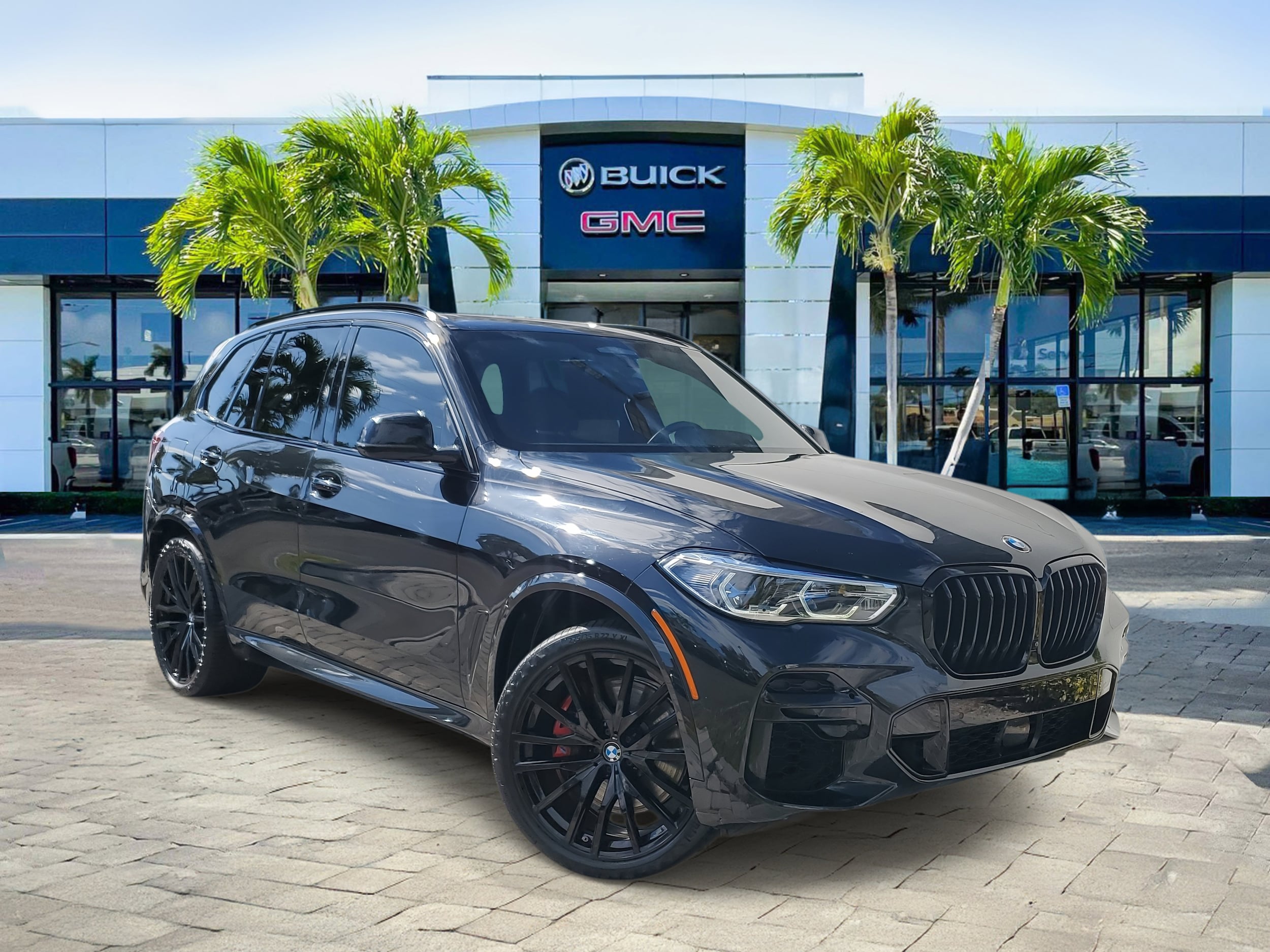 2023 BMW X5 M50i's photo