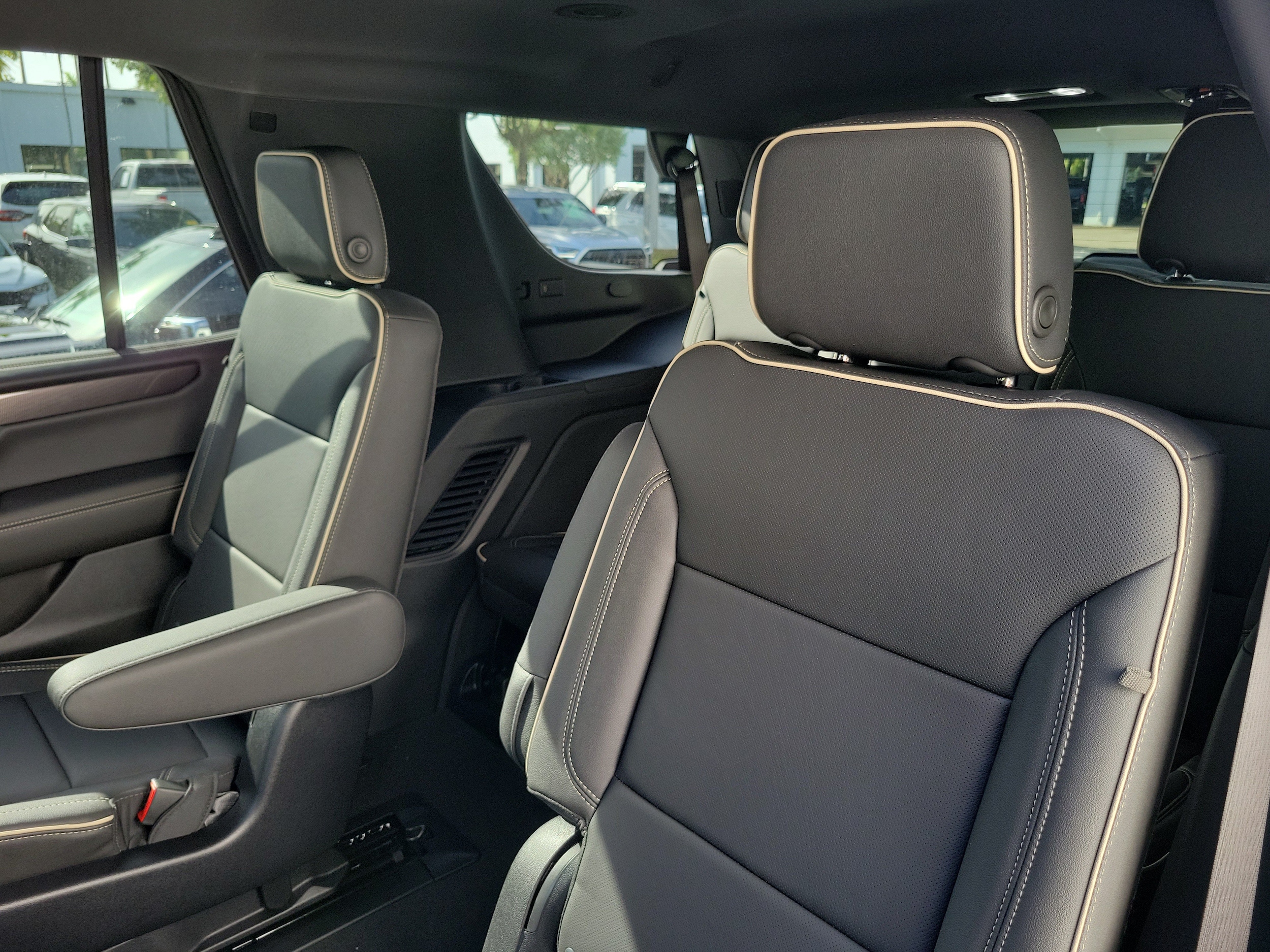 2026 GMC Yukon Elevation - Photo 14
