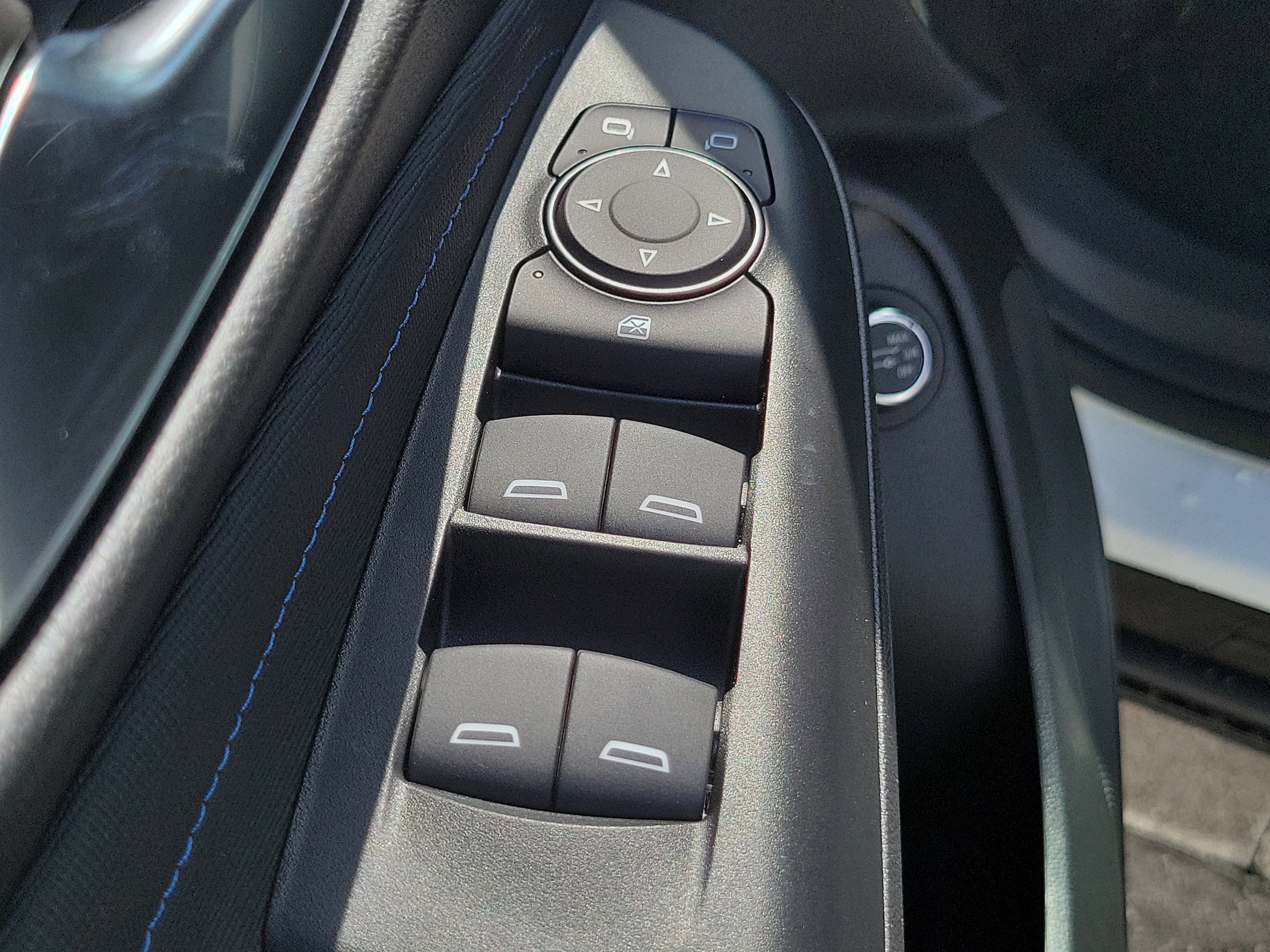 2026 Buick Envista Sport Touring - Photo 19