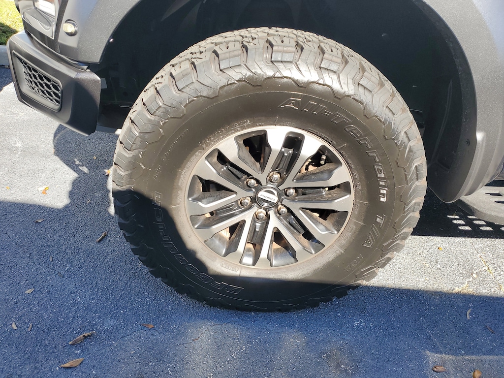 Used 2019 Ford F-150 Raptor Truck SuperCrew Cab