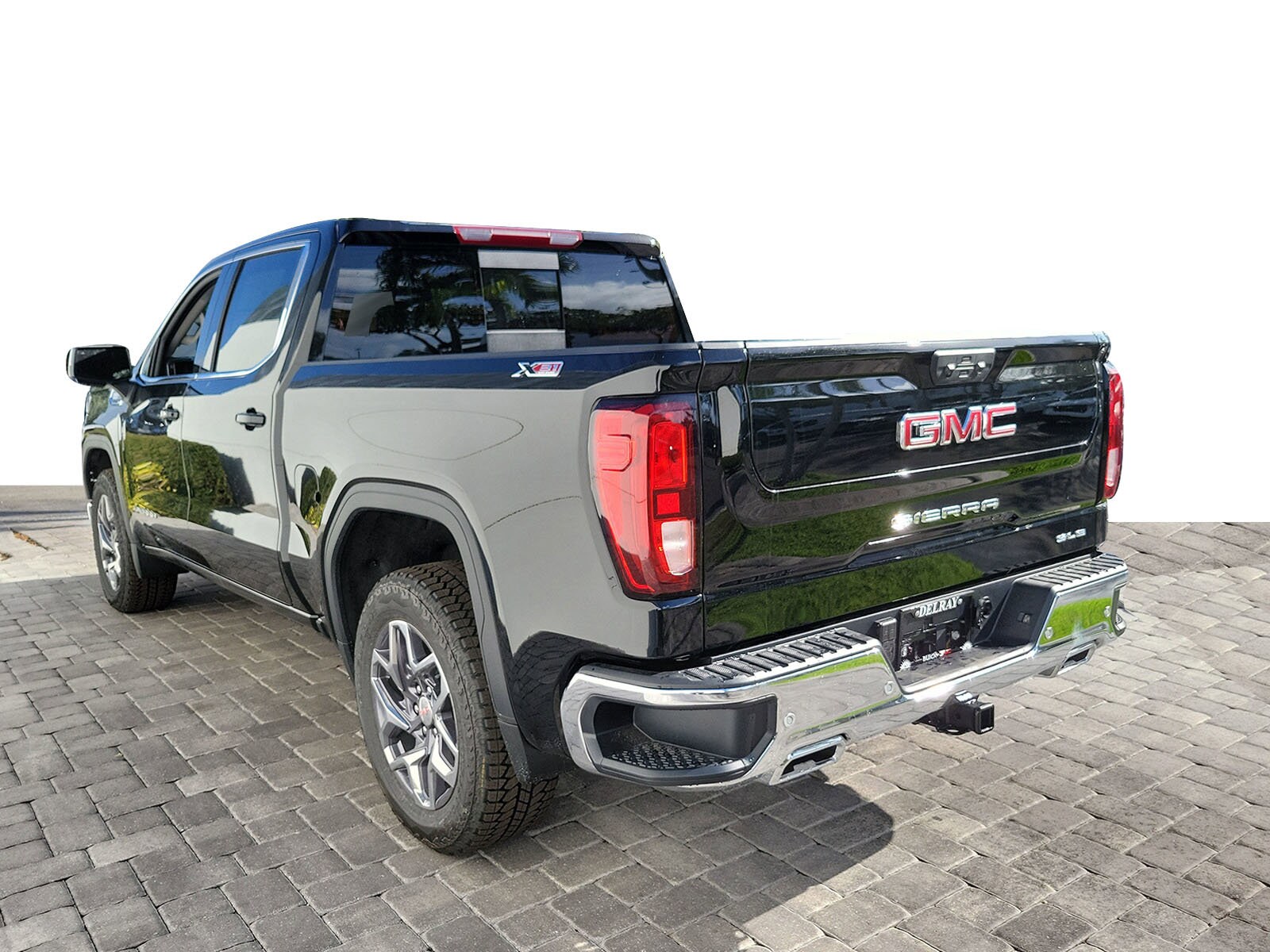2026 GMC Sierra 1500 SLE - Photo 4