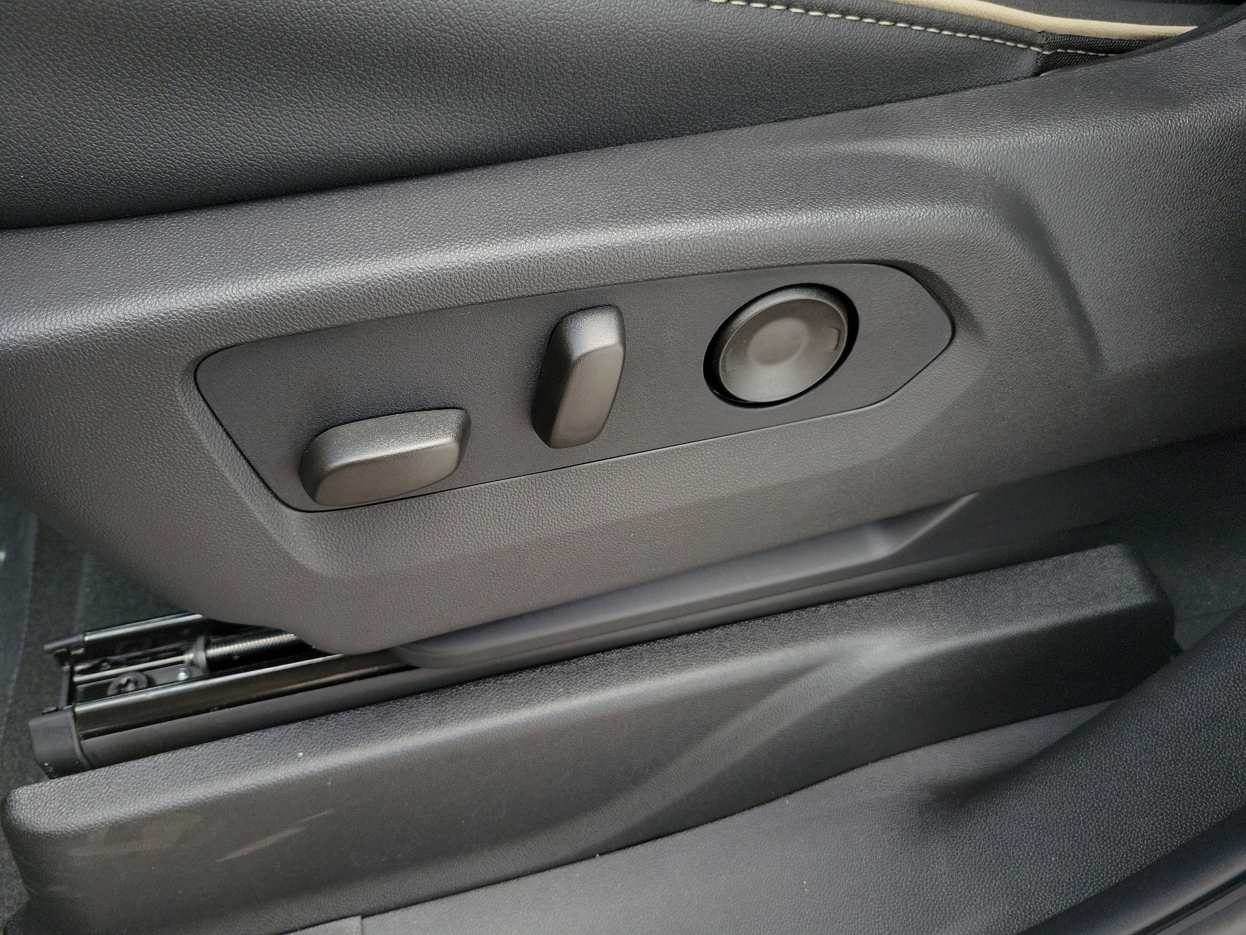 2026 GMC Yukon XL Elevation - Photo 24