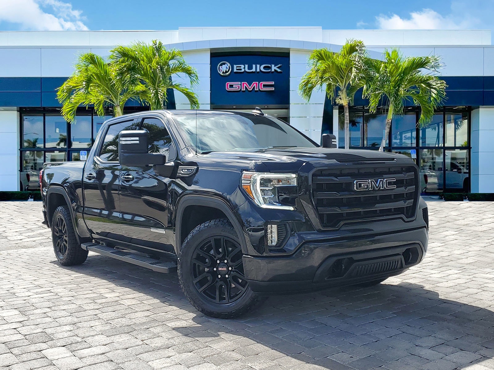 2021 GMC Sierra 4WD Crew Cab Short Box Elevation's photo