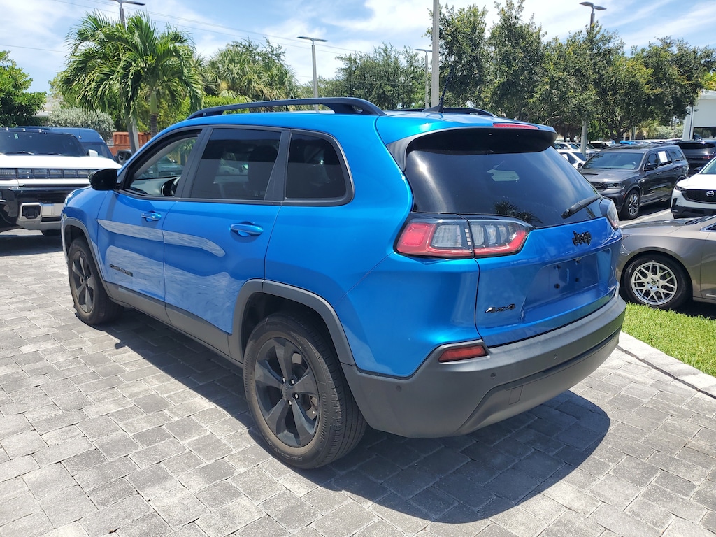 Used 2023 Jeep Cherokee Altitude Lux 4x4 SUV