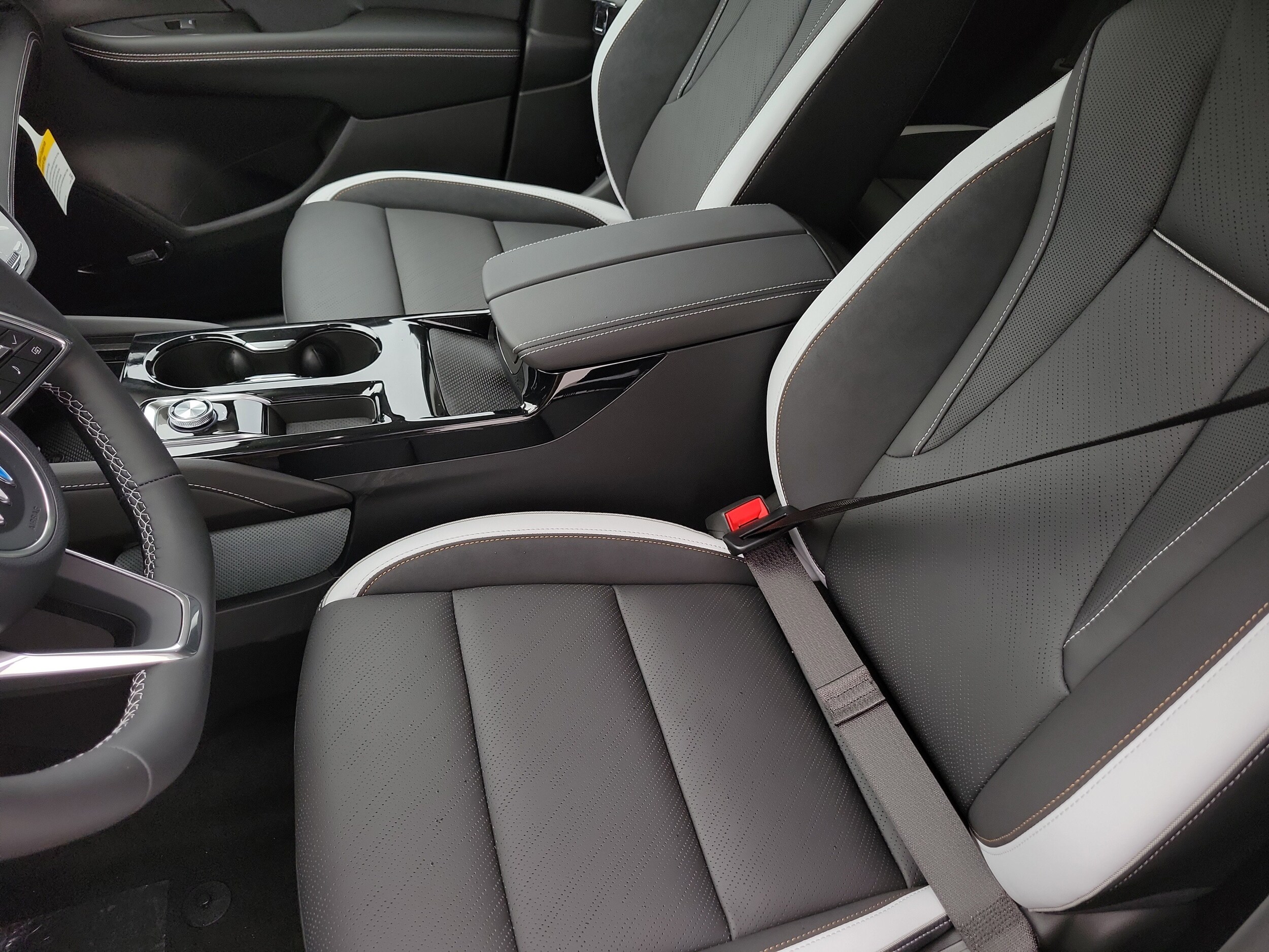 2026 Buick Envision Sport Touring - Photo 22