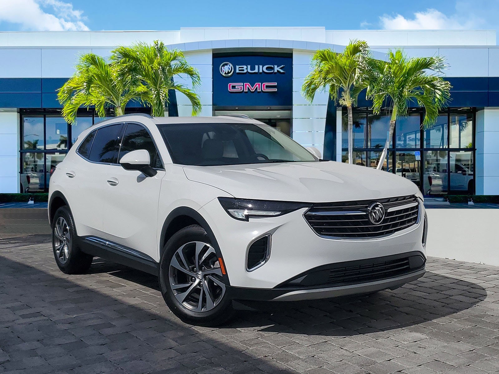 2023 Buick Envision Essence AWD's photo