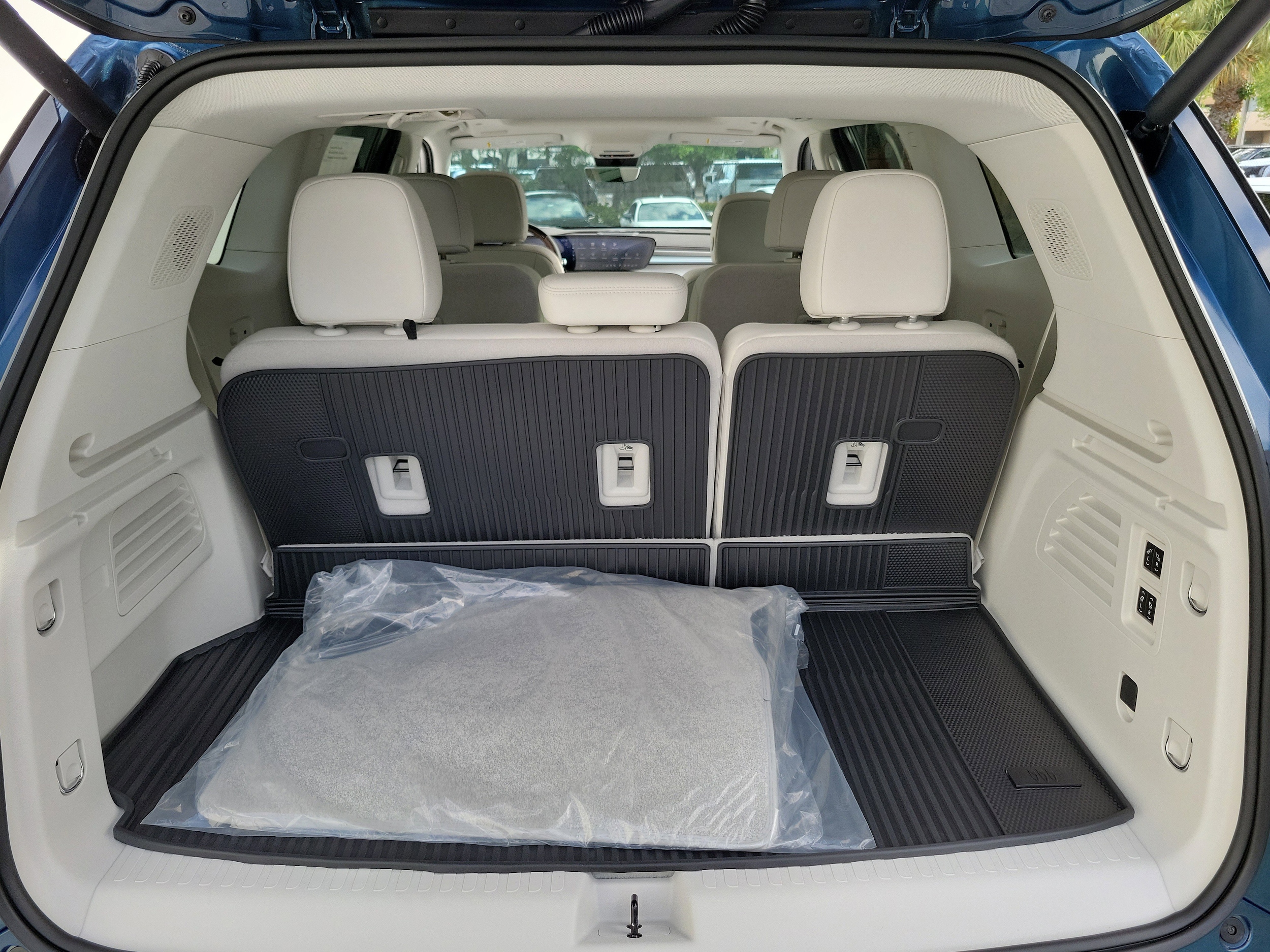 2026 Buick Enclave Avenir - Photo 9