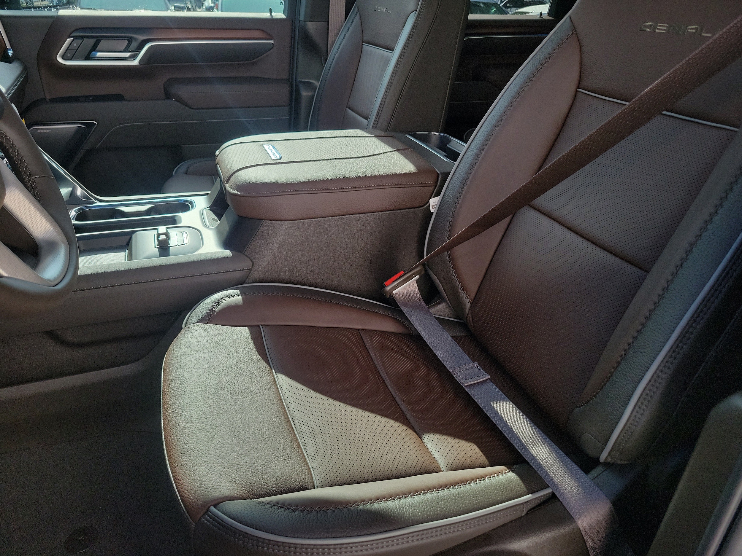 2026 GMC Sierra 2500HD Denali - Photo 23