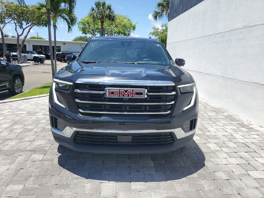 Used 2025 GMC Acadia Elevation SUV