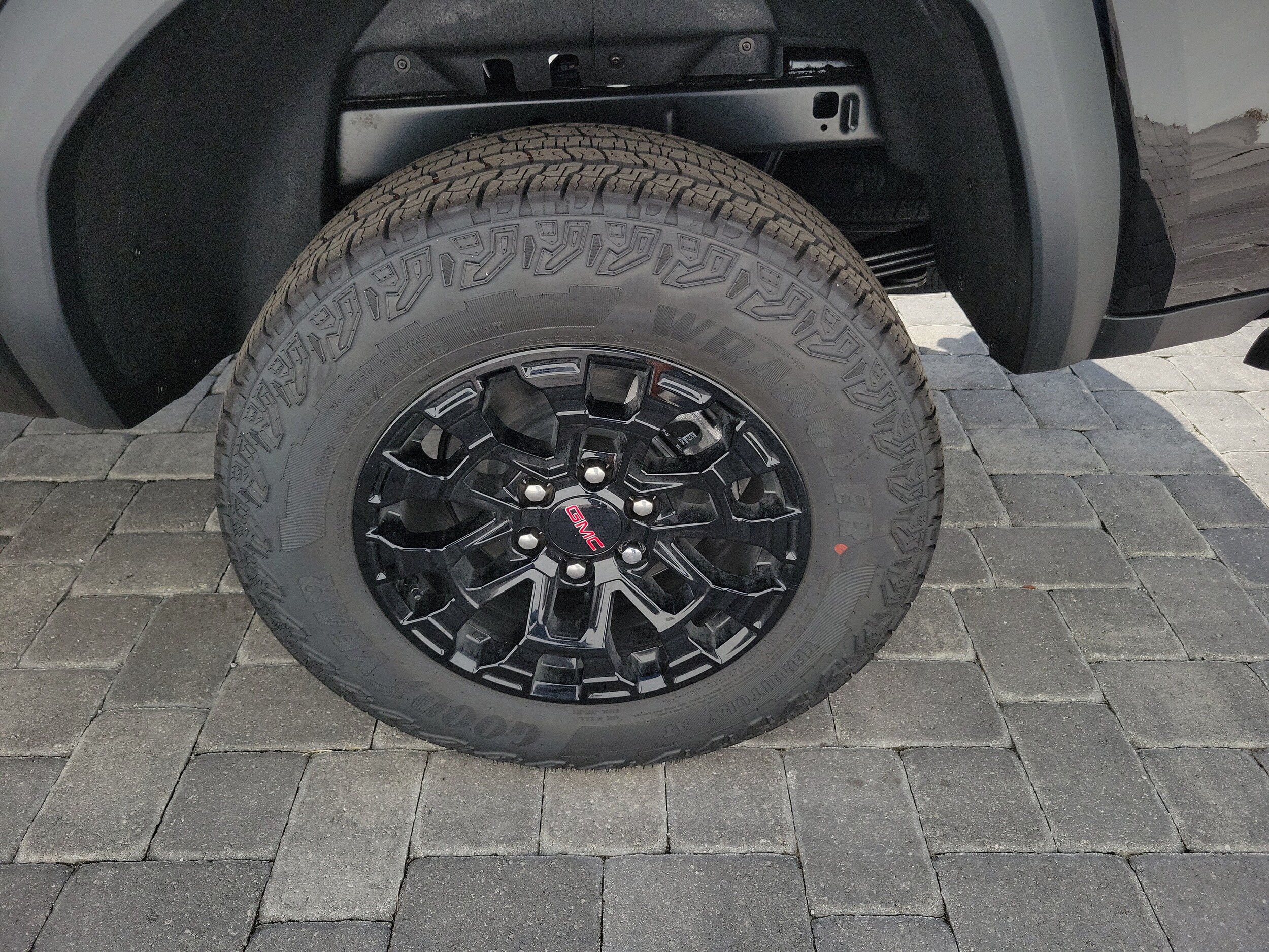 2026 GMC Canyon Elevation - Photo 10