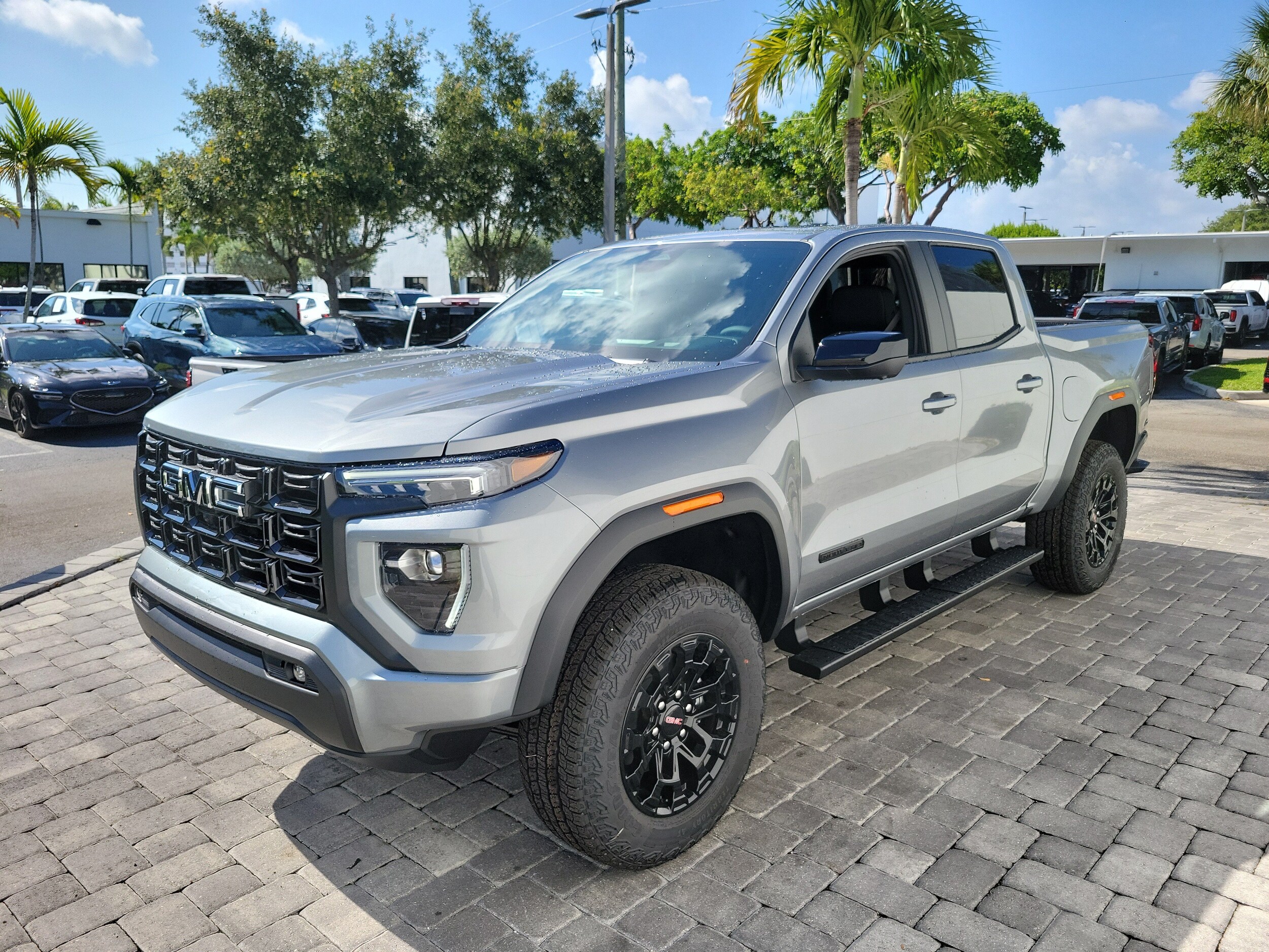 2026 GMC Canyon Elevation - Photo 3