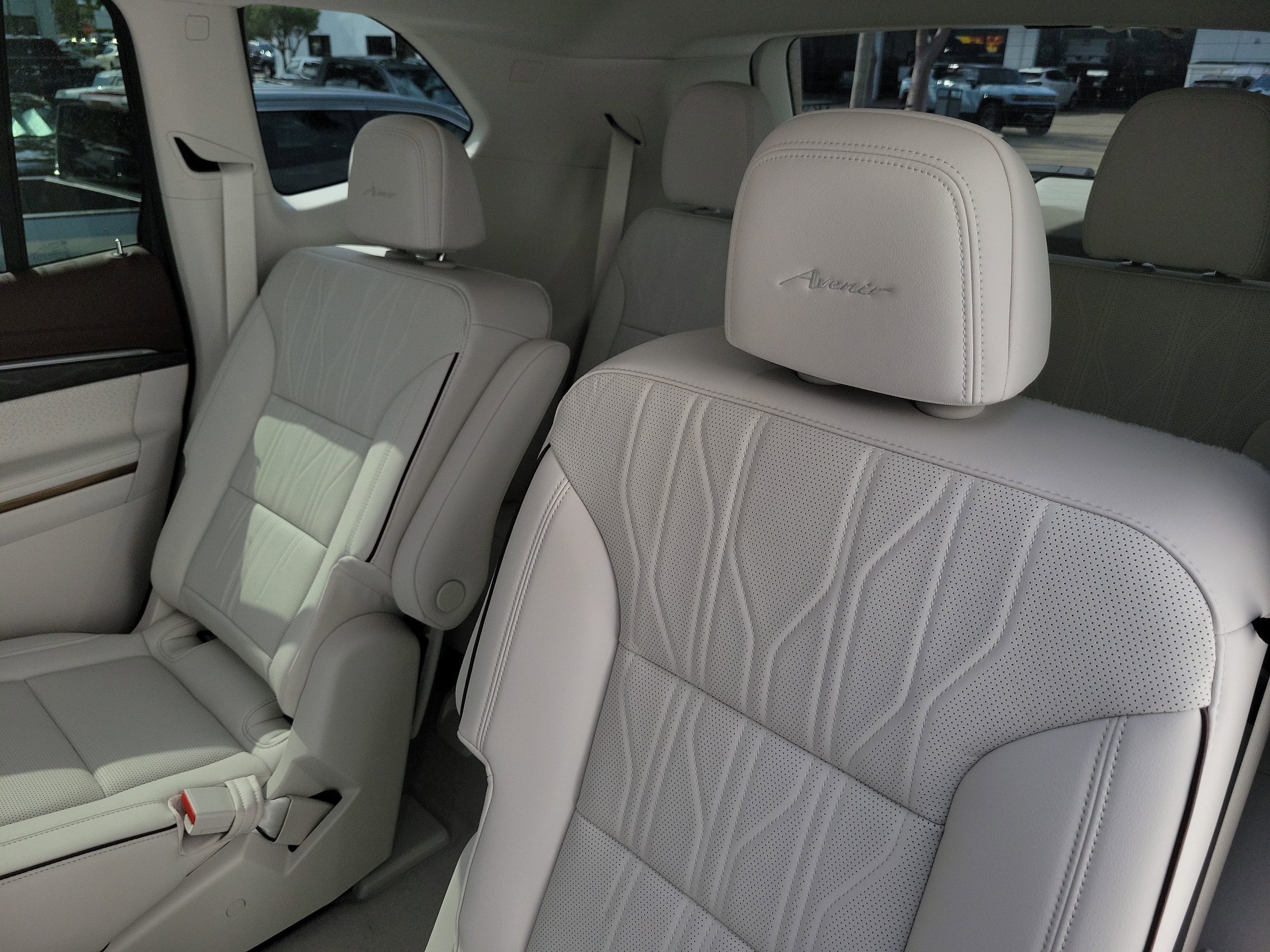 2026 Buick Enclave Avenir - Photo 14