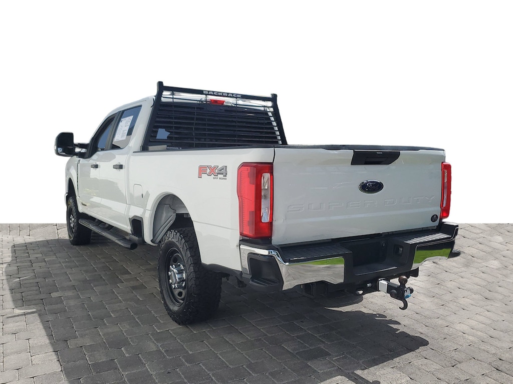 Used 2023 Ford F-250 XL Truck Crew Cab