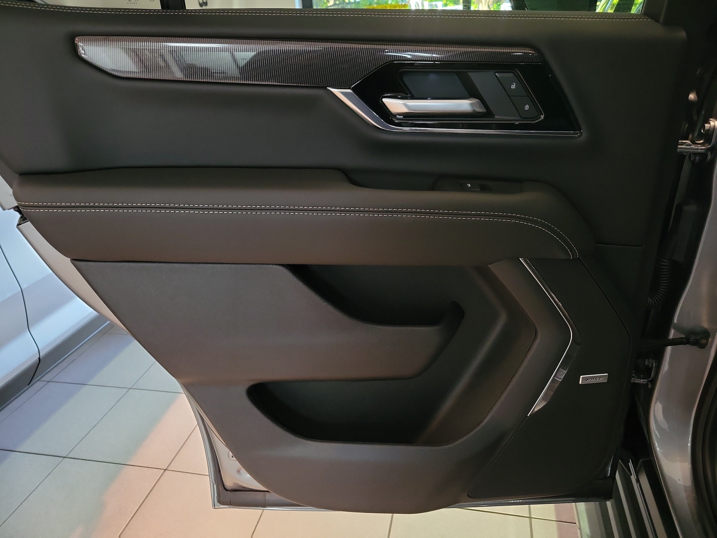 2026 GMC Yukon Elevation - Photo 12
