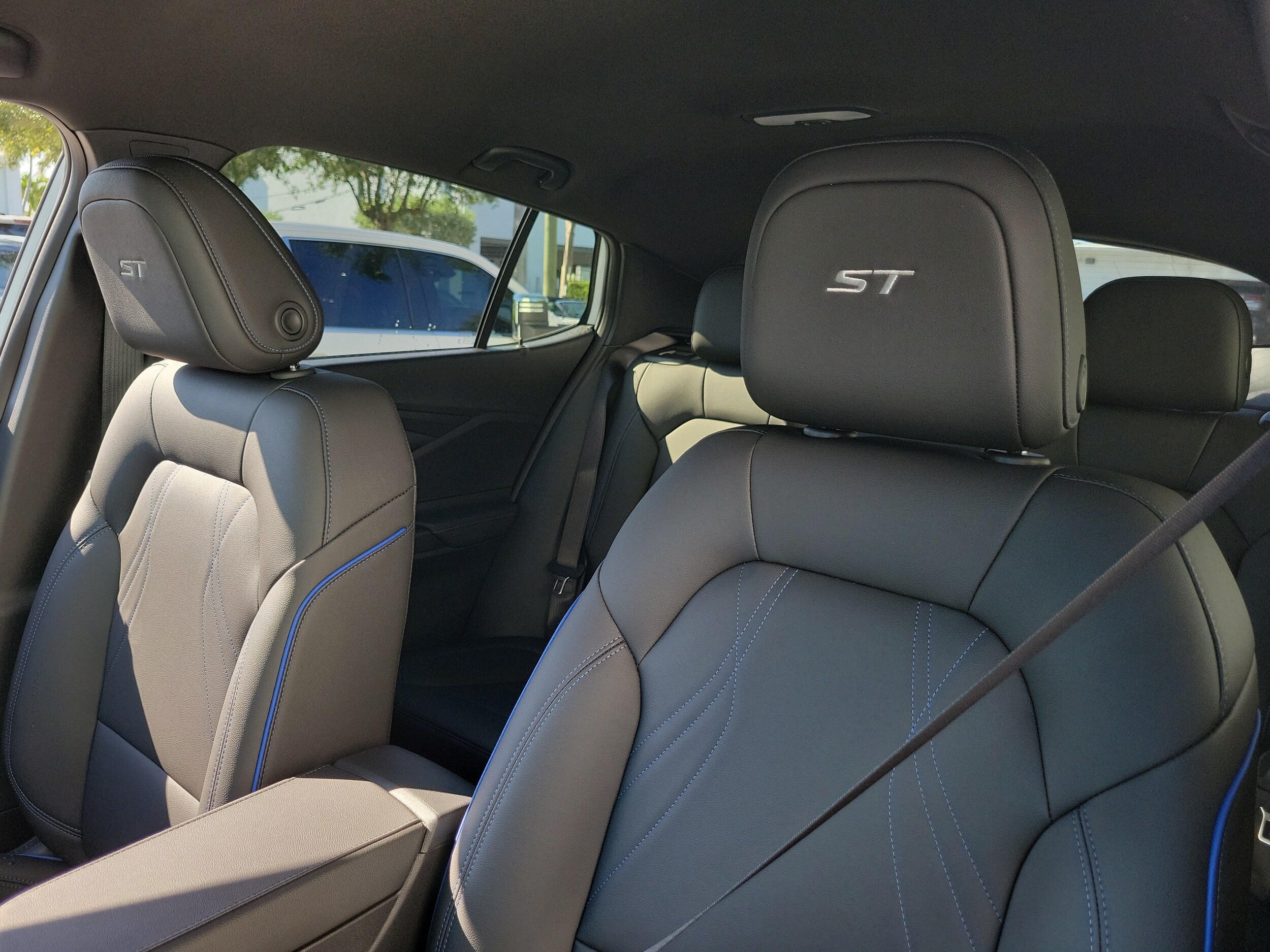 2026 Buick Envista Sport Touring - Photo 21