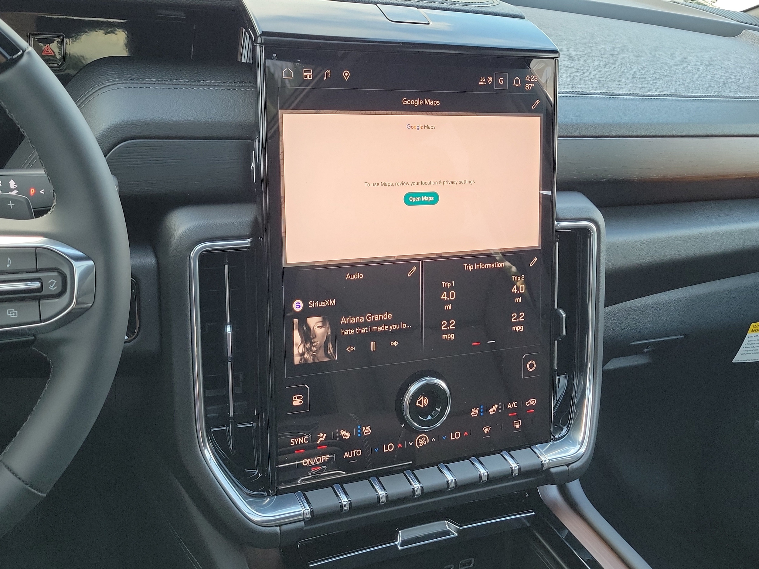 2026 GMC Yukon XL Denali - Photo 30