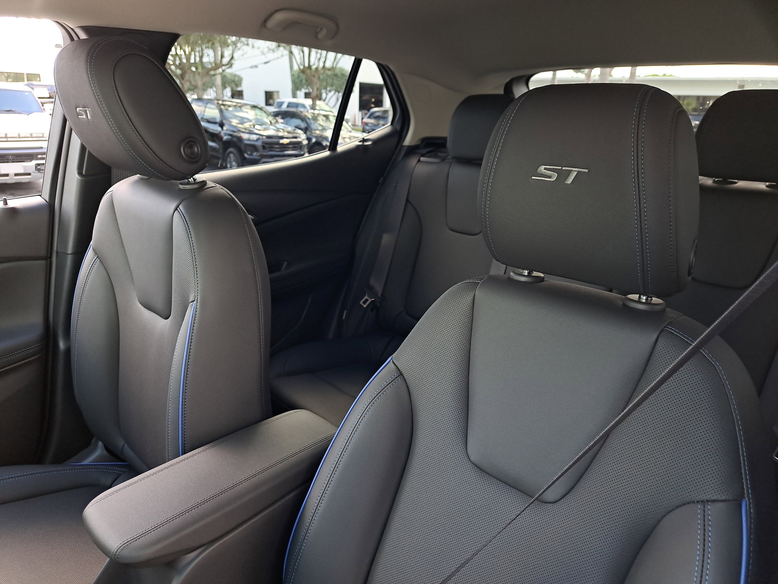 2026 Buick Encore GX Sport Touring - Photo 21