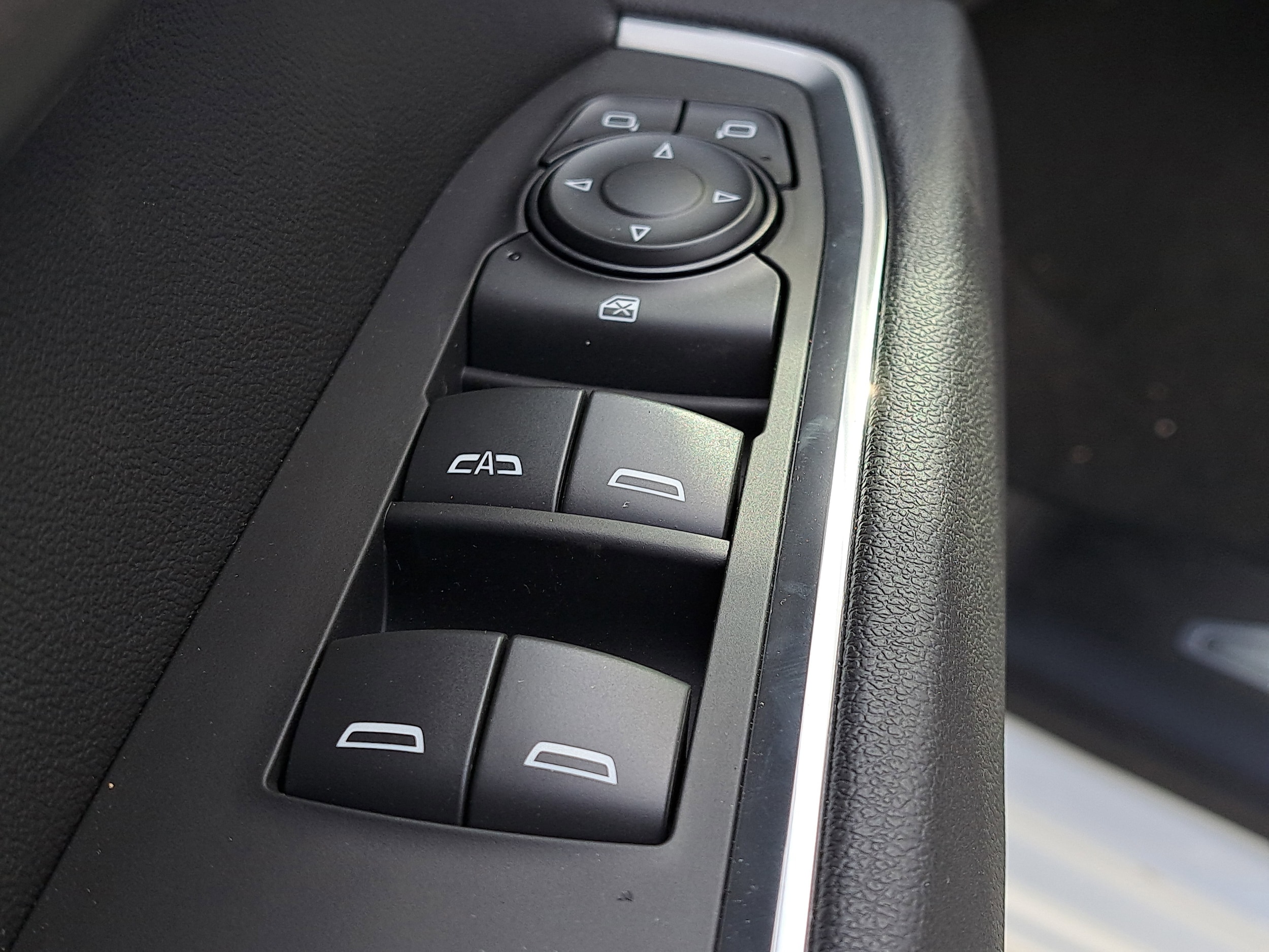 2025 GMC Sierra 1500 Elevation - Photo 18