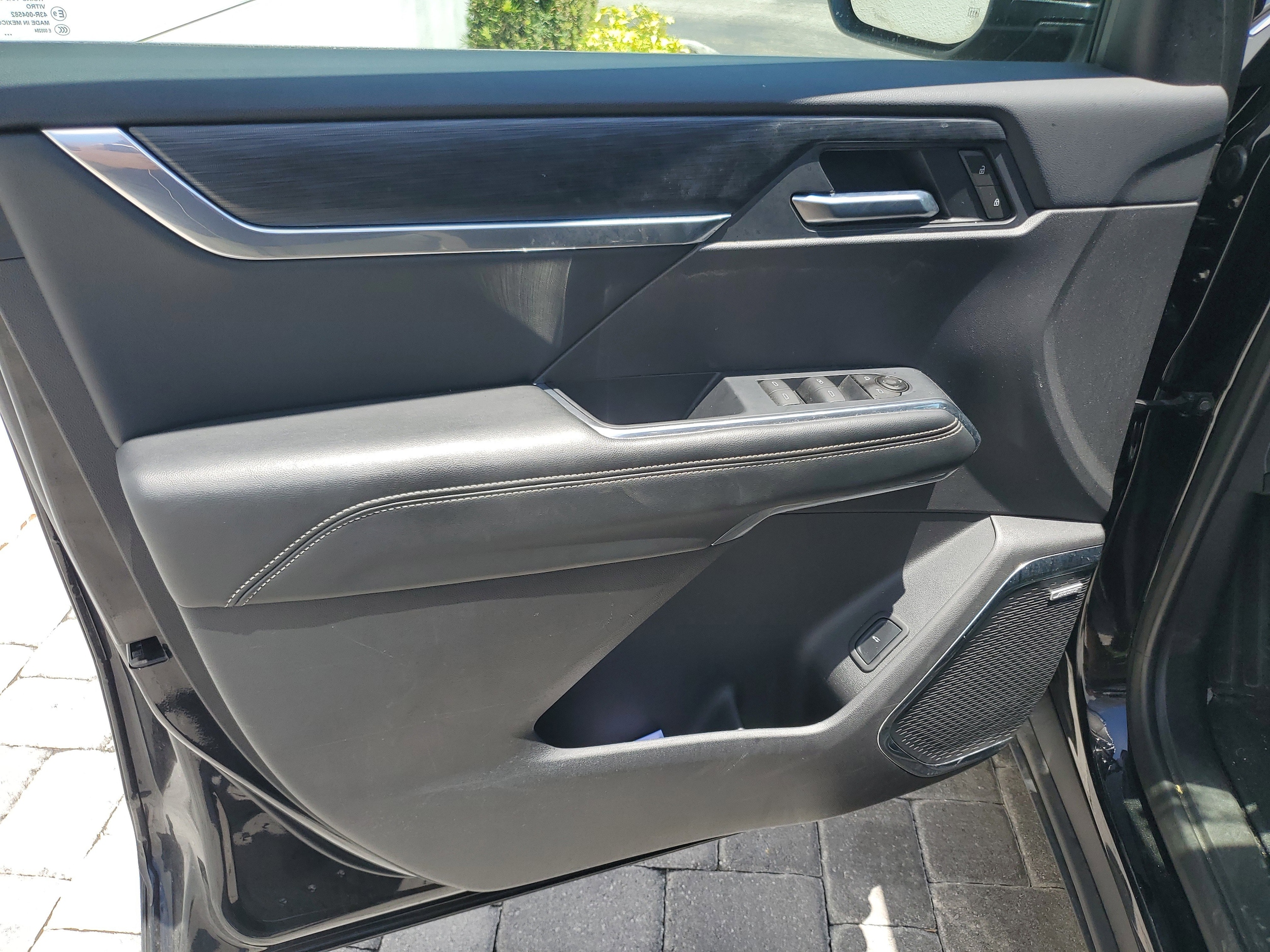 2025 GMC Acadia Elevation - Photo 10