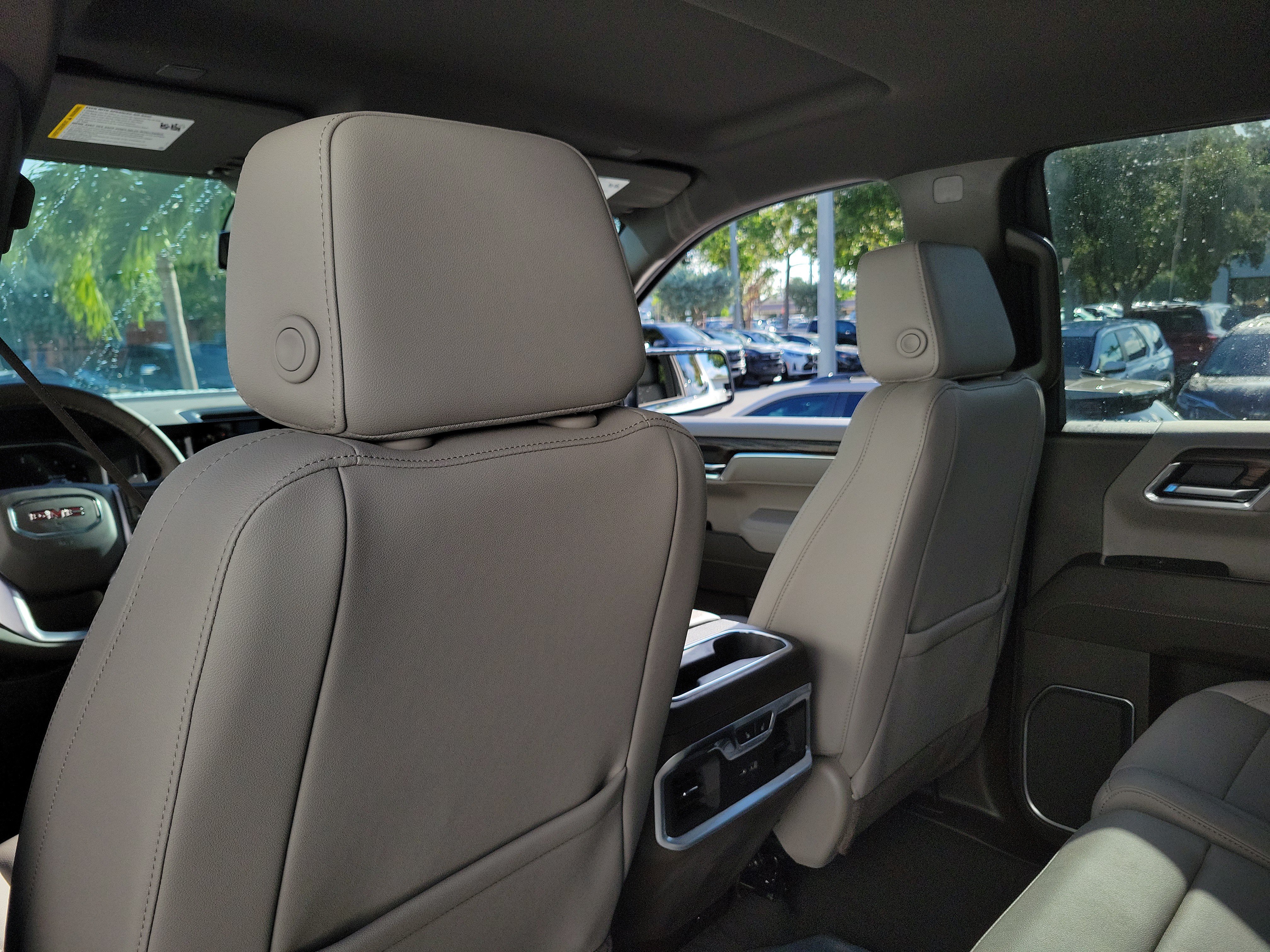 2026 GMC Sierra 1500 SLT - Photo 14