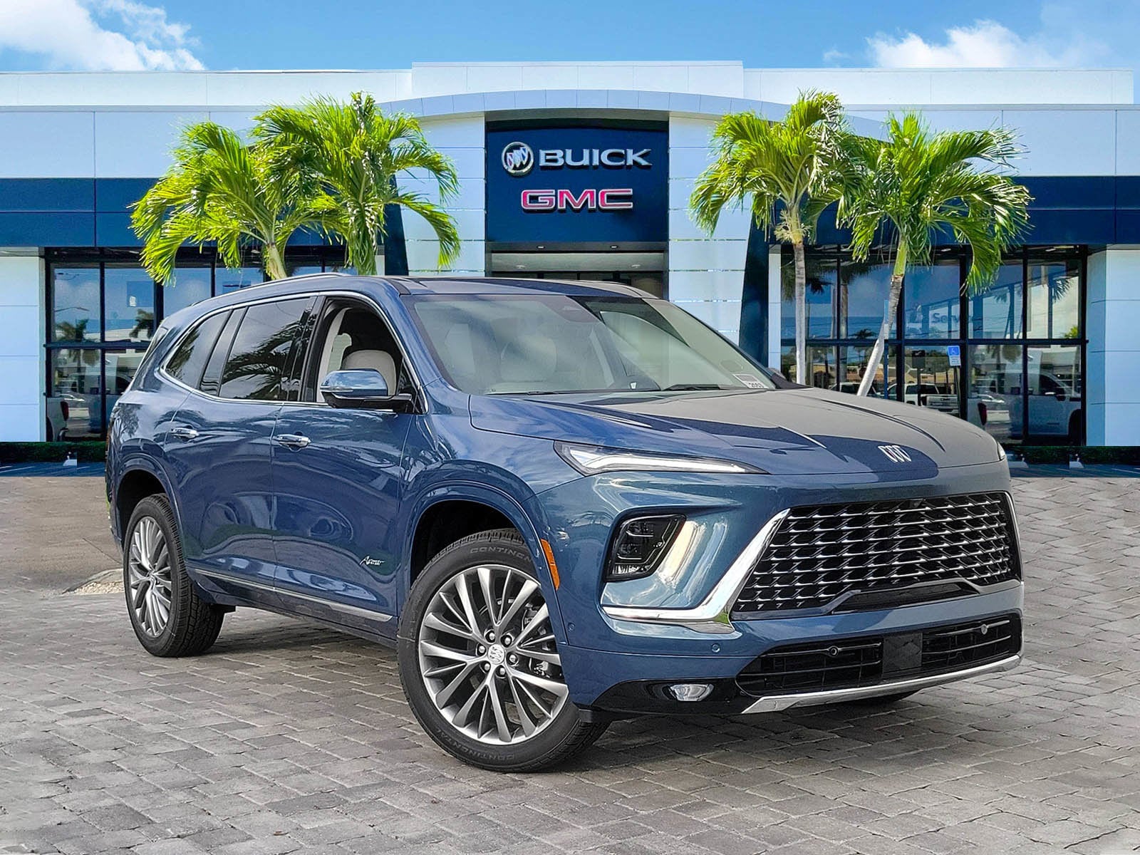2026 Buick Enclave Avenir's photo