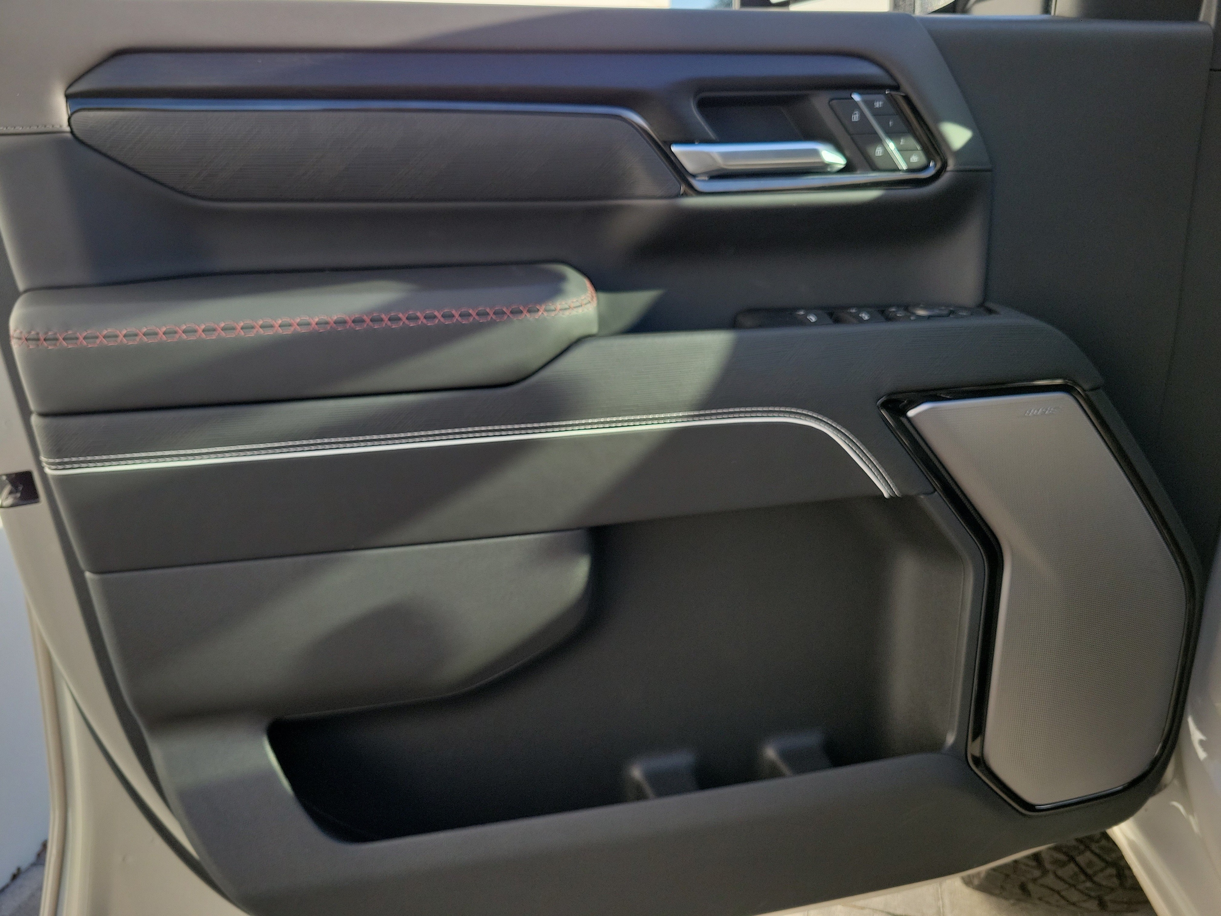 2026 GMC Sierra 2500HD AT4X - Photo 19