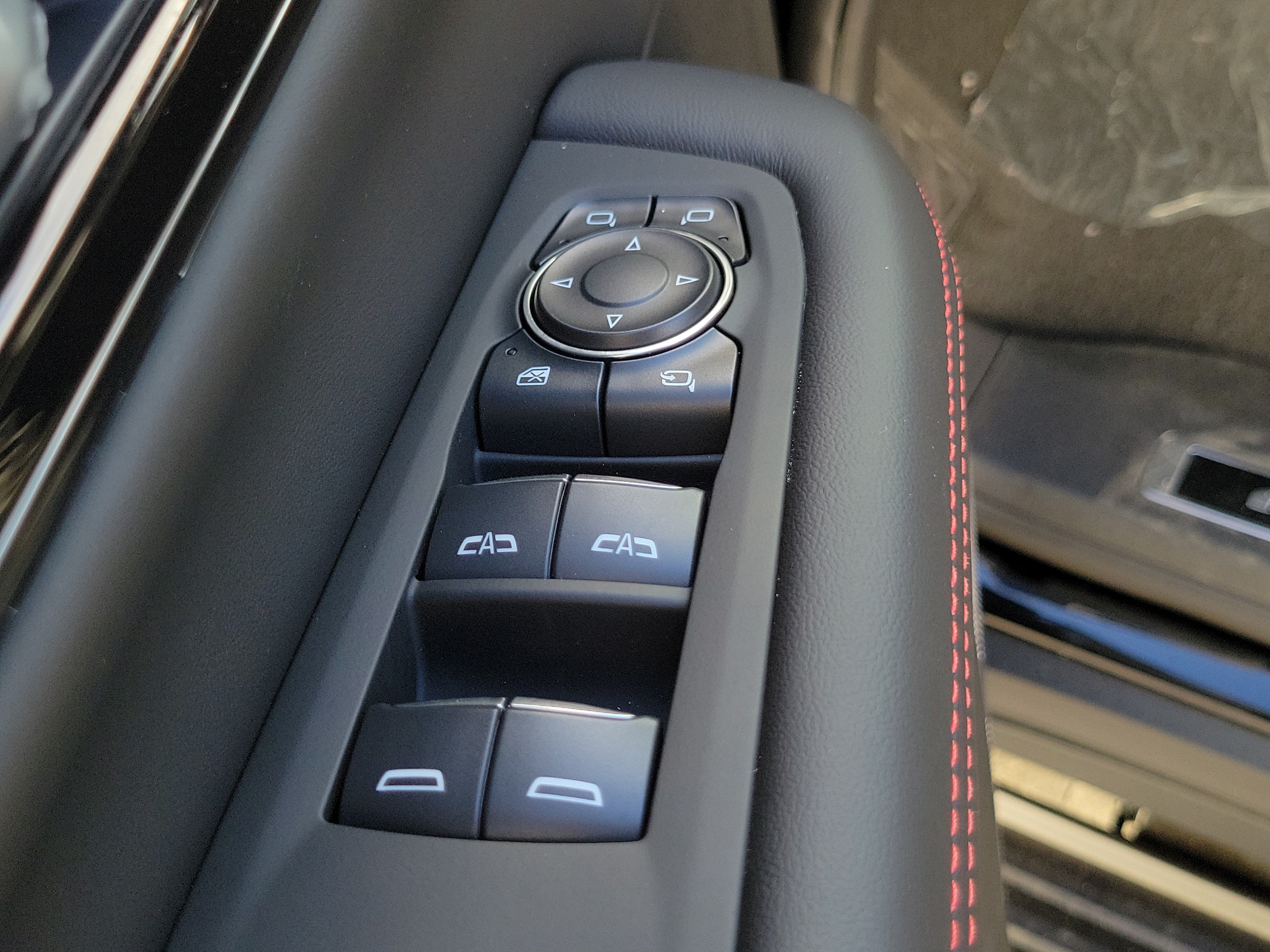 2026 GMC Yukon AT4 Ultimate - Photo 20