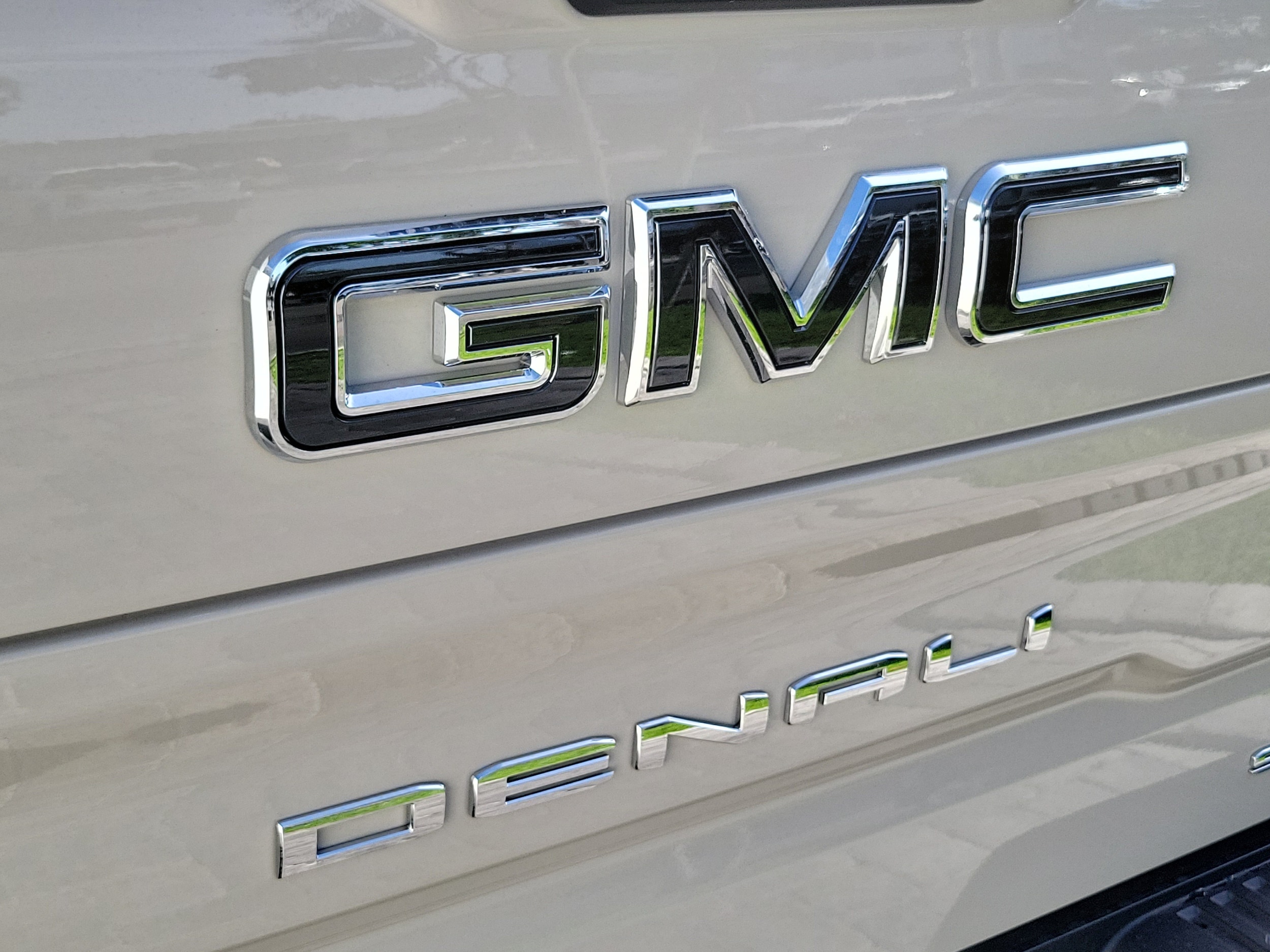 2026 GMC Sierra 1500 Denali Ultimate - Photo 8