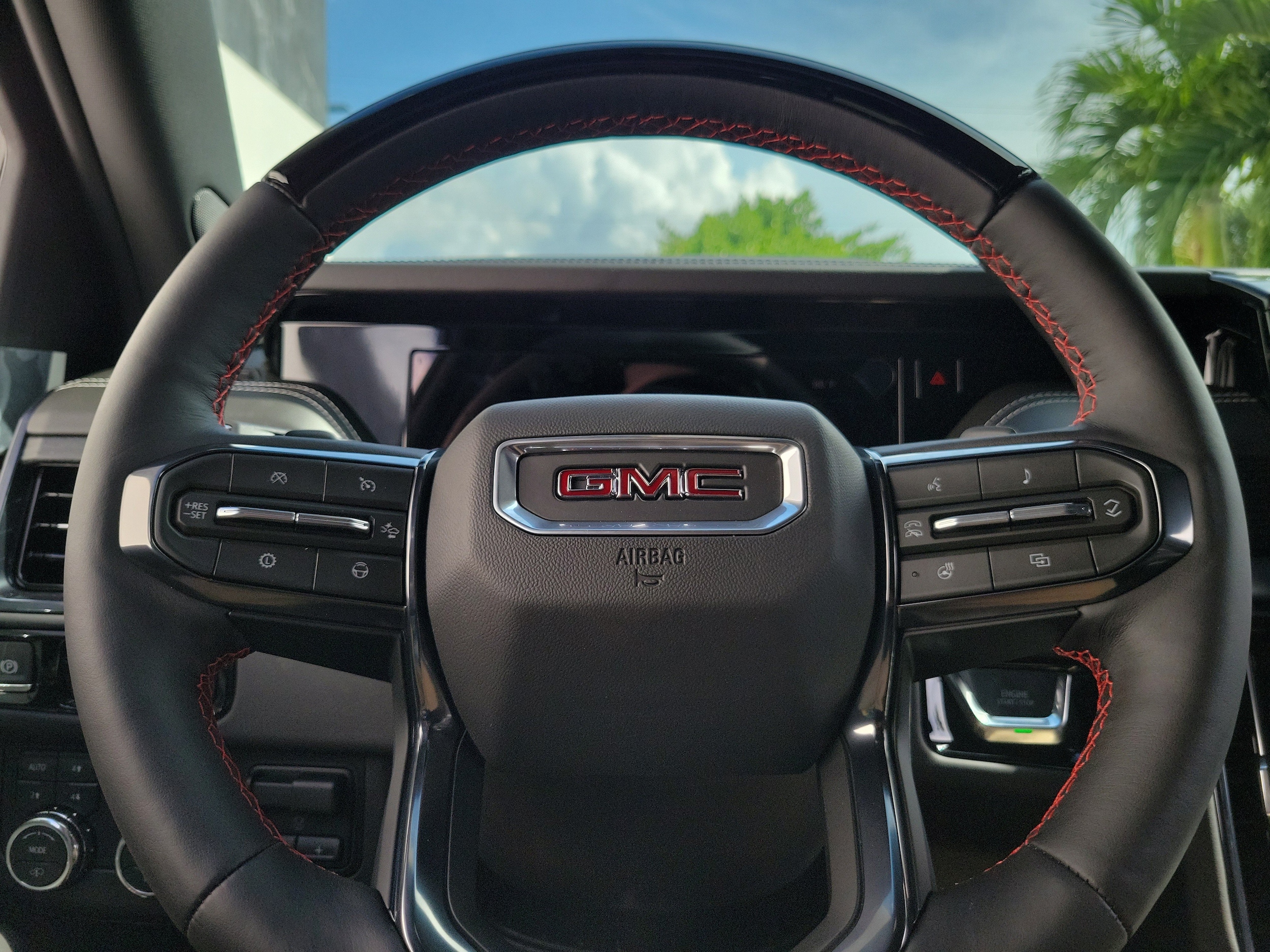 2026 GMC Yukon XL AT4 Ultimate - Photo 25