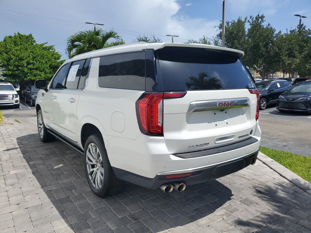 Used 2022 GMC Yukon XL Denali SUV