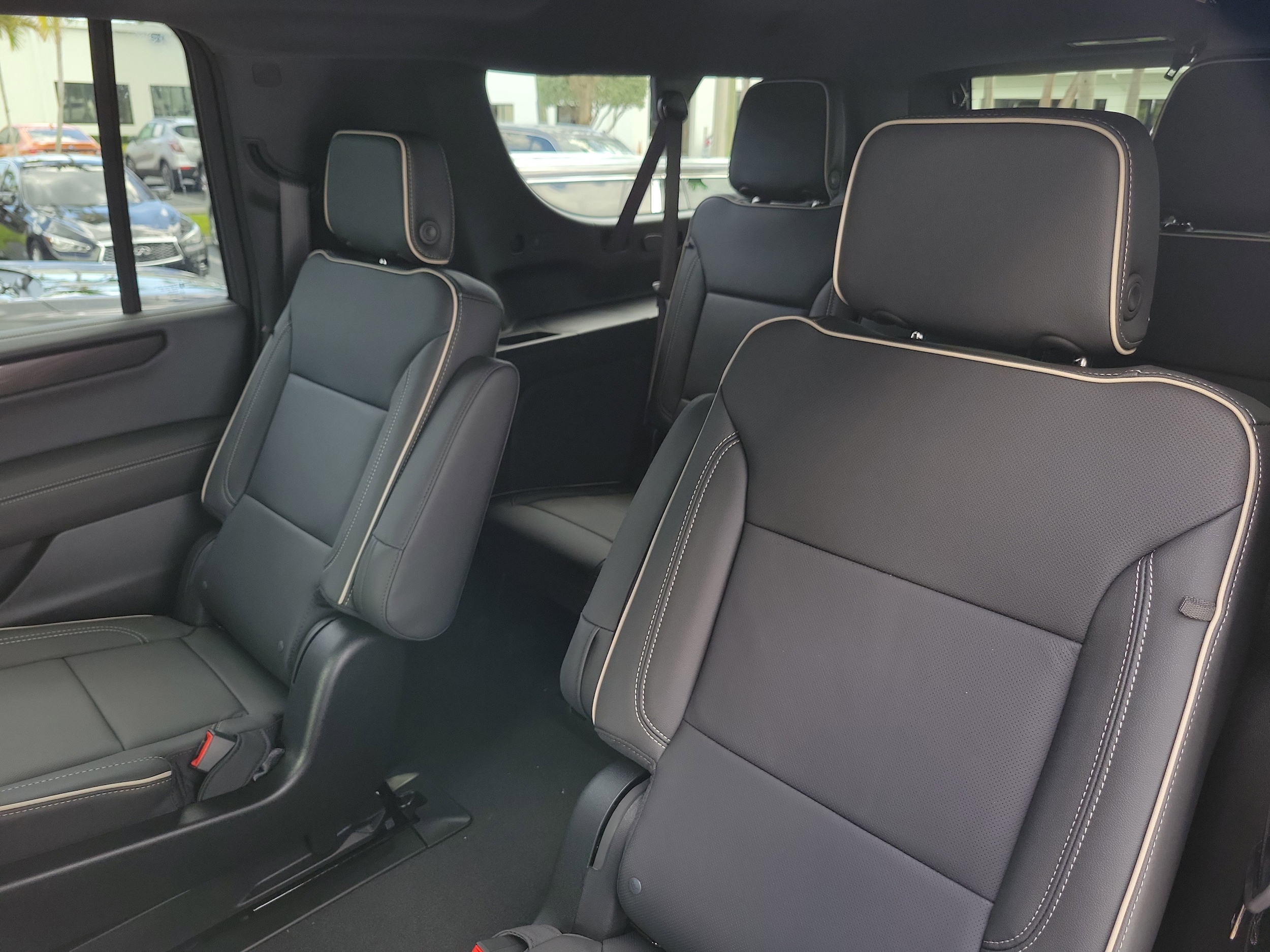2026 GMC Yukon XL Elevation - Photo 14