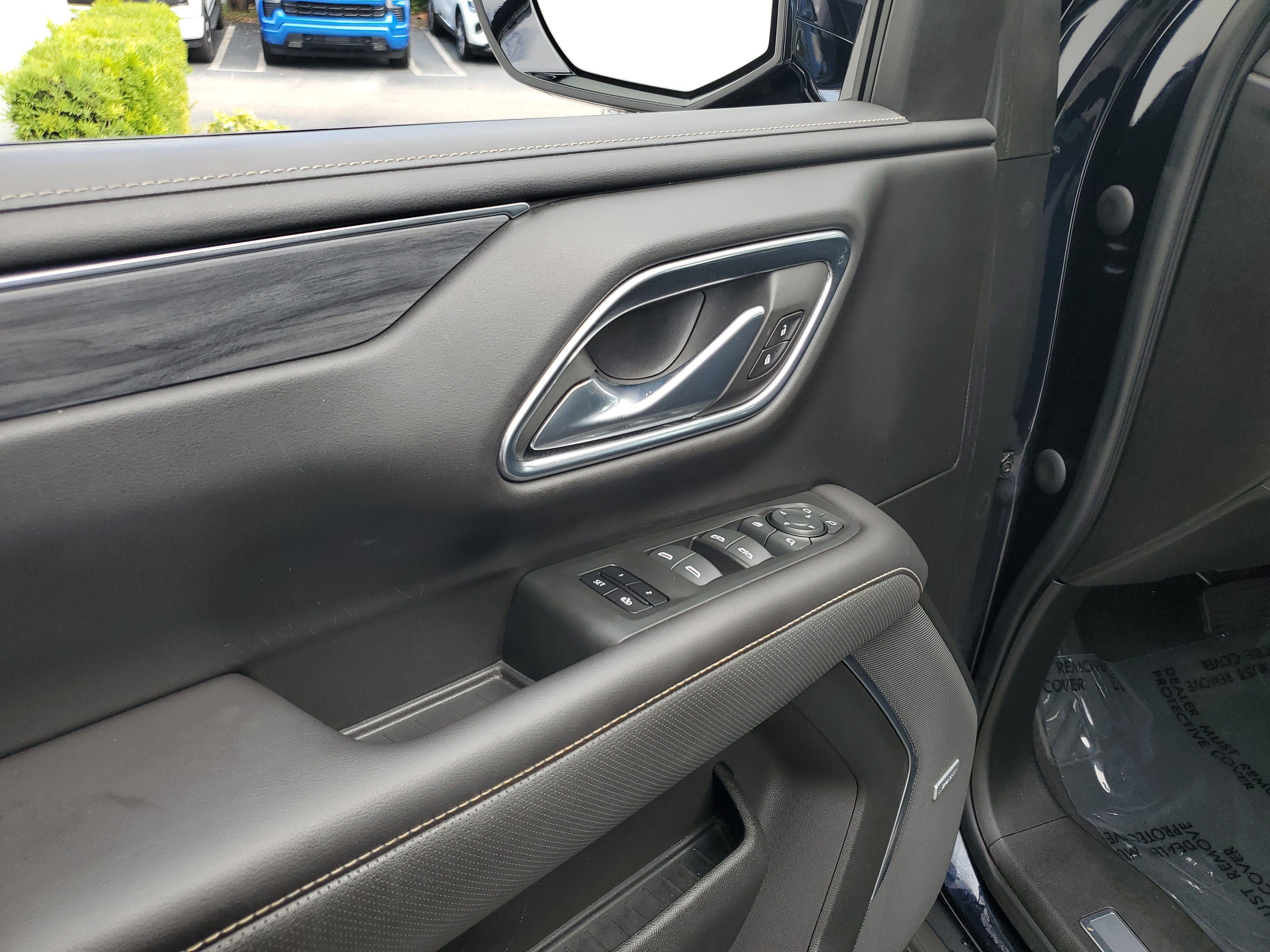 2021 GMC Yukon SLT - Photo 19