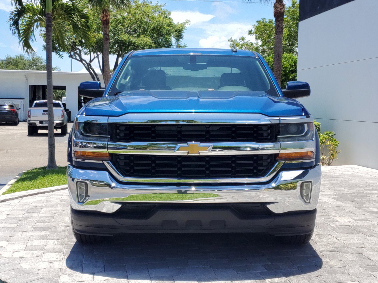 Used 2017 Chevrolet Silverado 1500 LT with VIN 3GCPCREC8HG188464 for sale in Delray Beach, FL