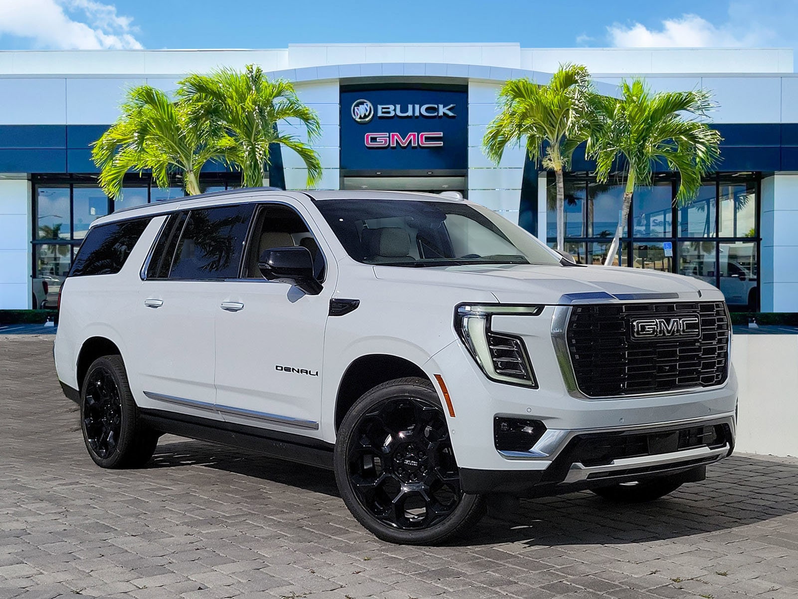 2026 GMC Yukon Denali AWD's photo