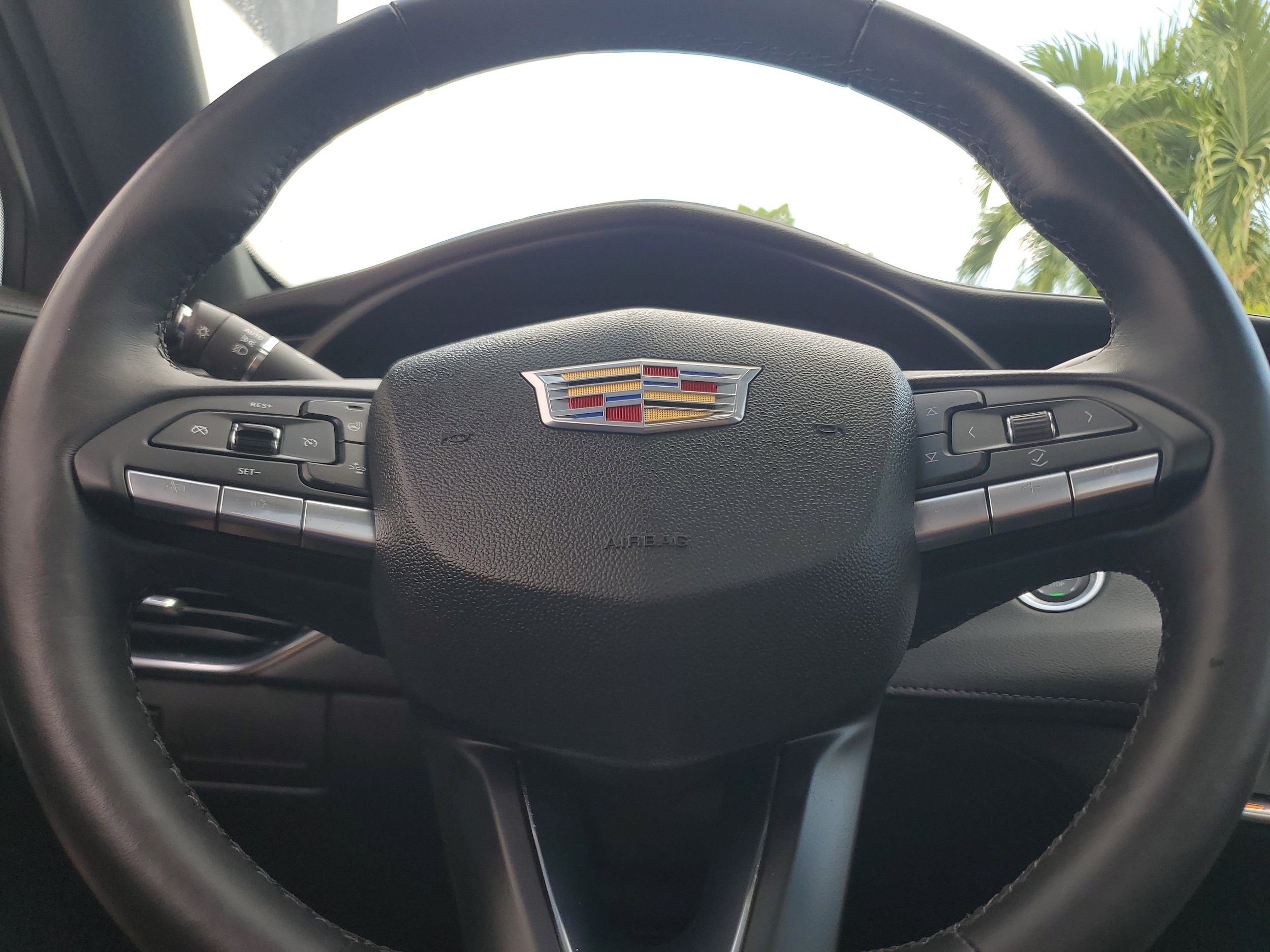 2023 Cadillac XT4 Luxury - Photo 25