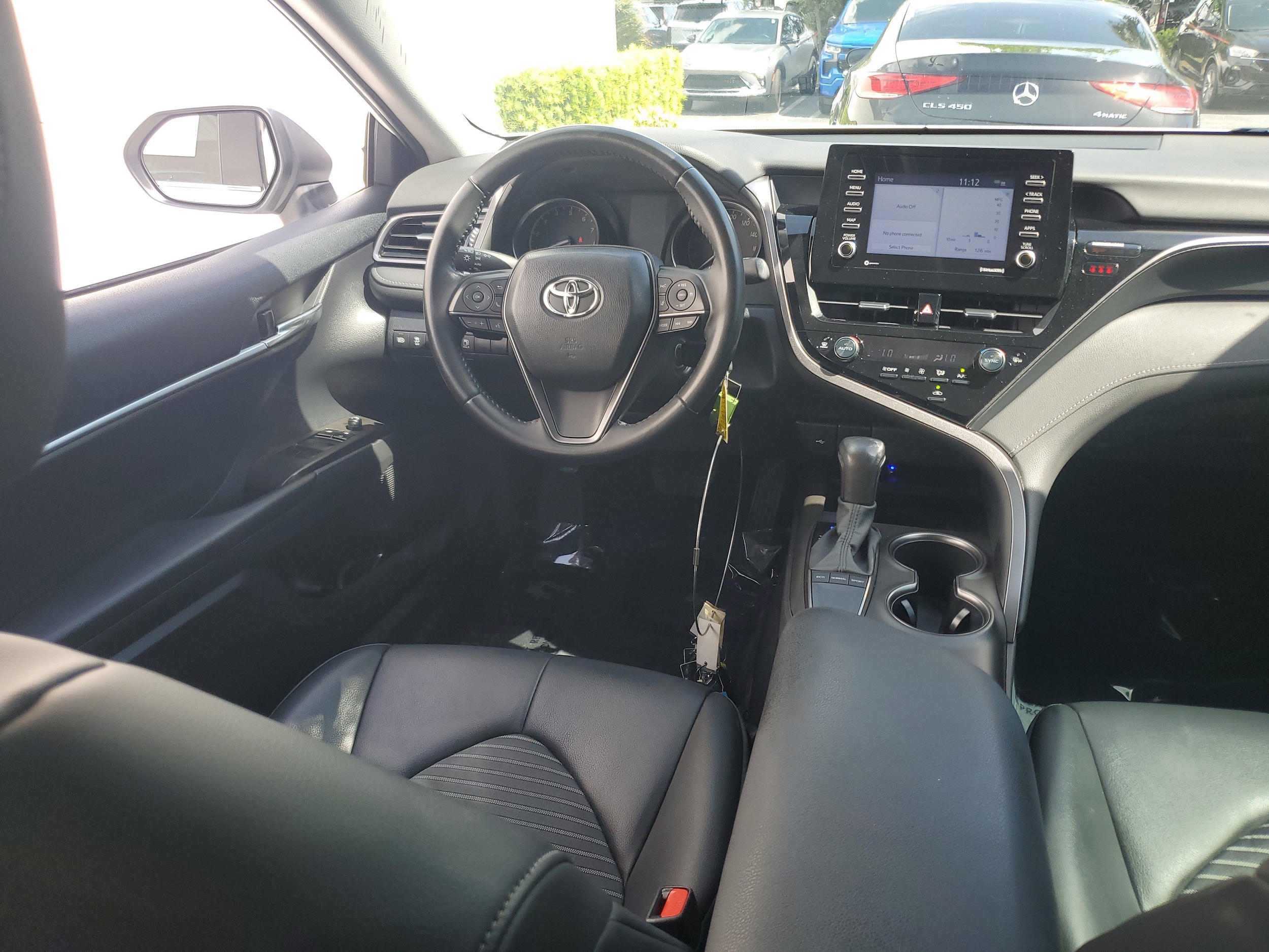 2023 Toyota Camry SE - Photo 13