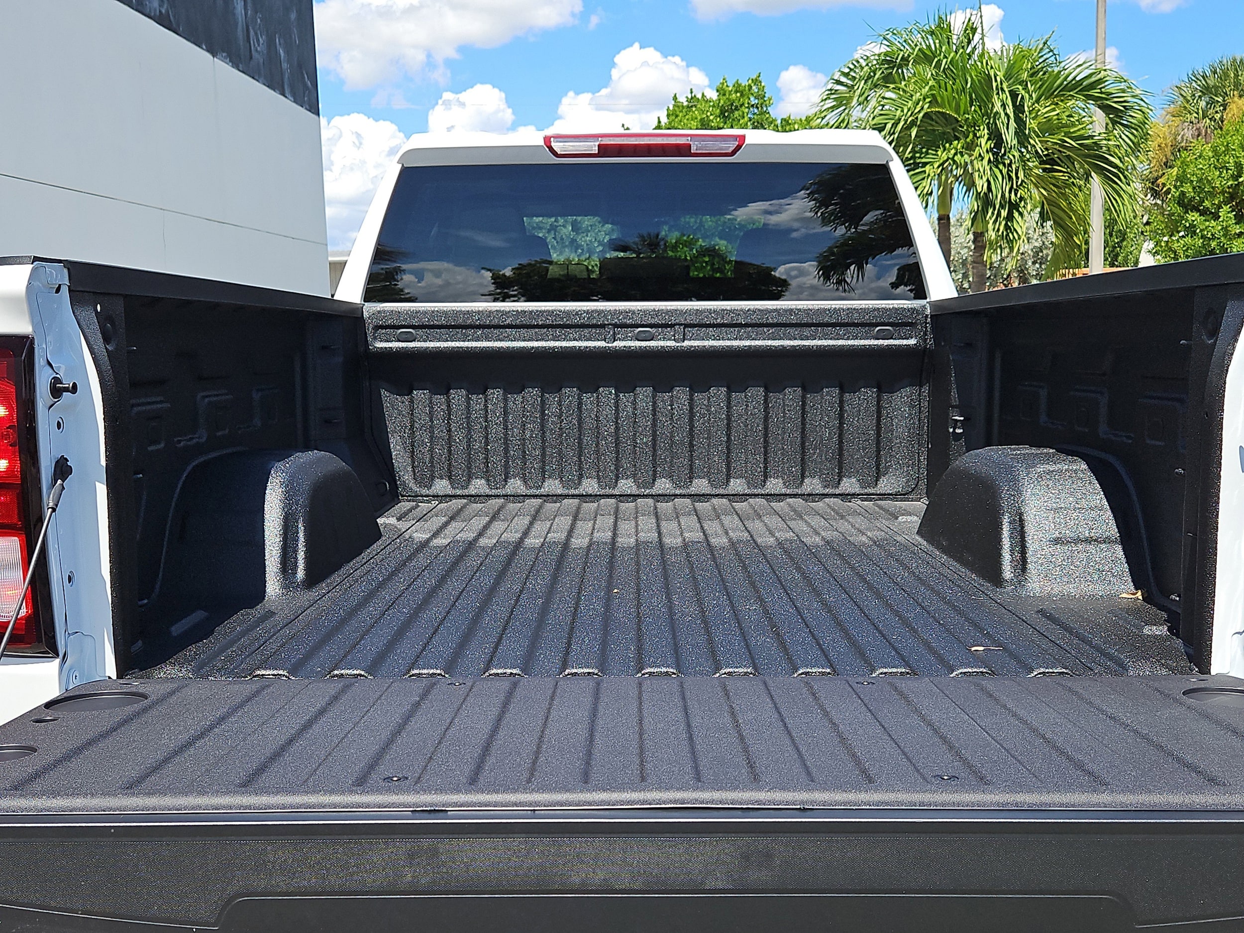 2026 GMC Sierra 1500 Pro - Photo 8