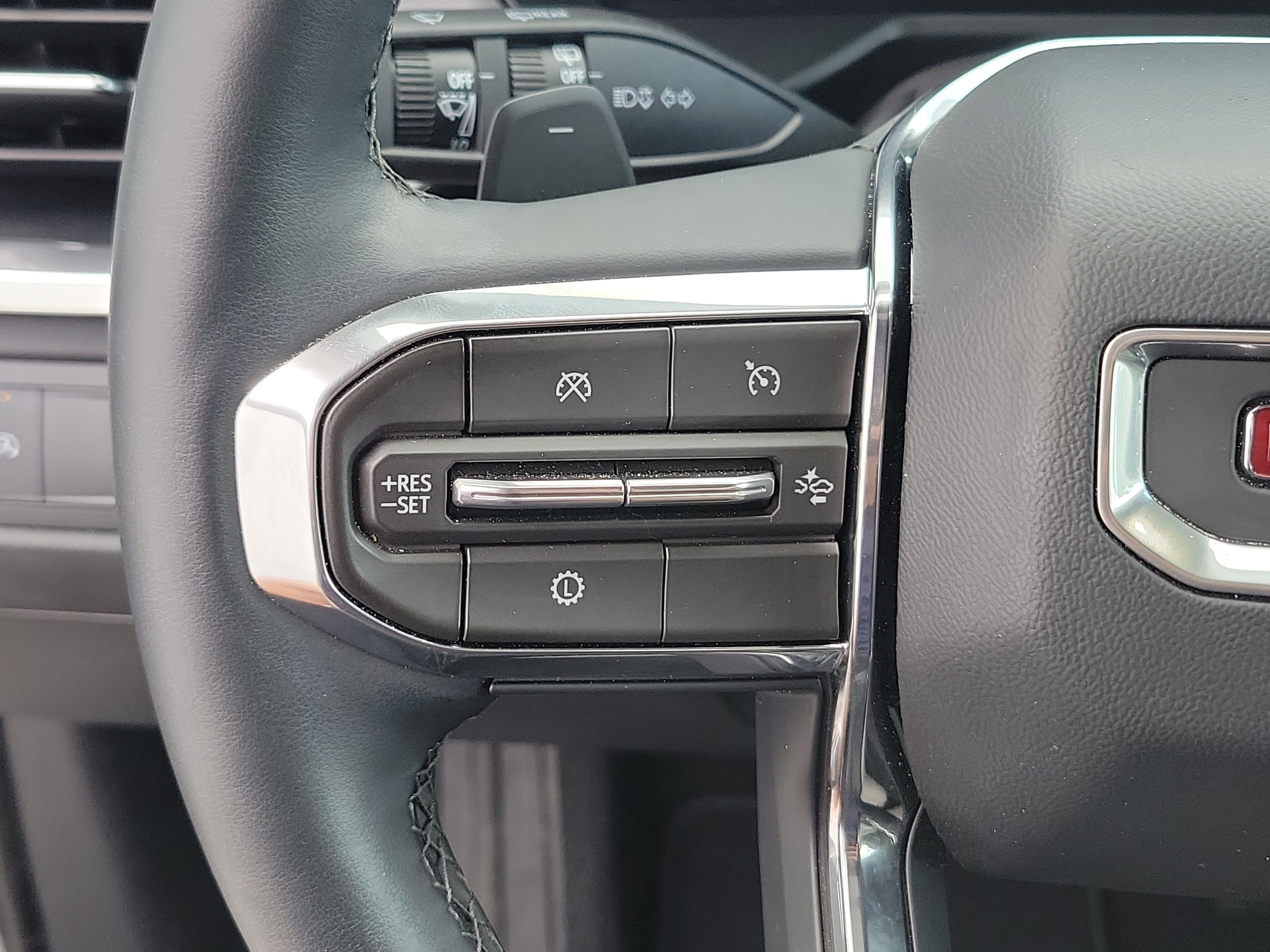 2026 GMC Acadia Elevation - Photo 23