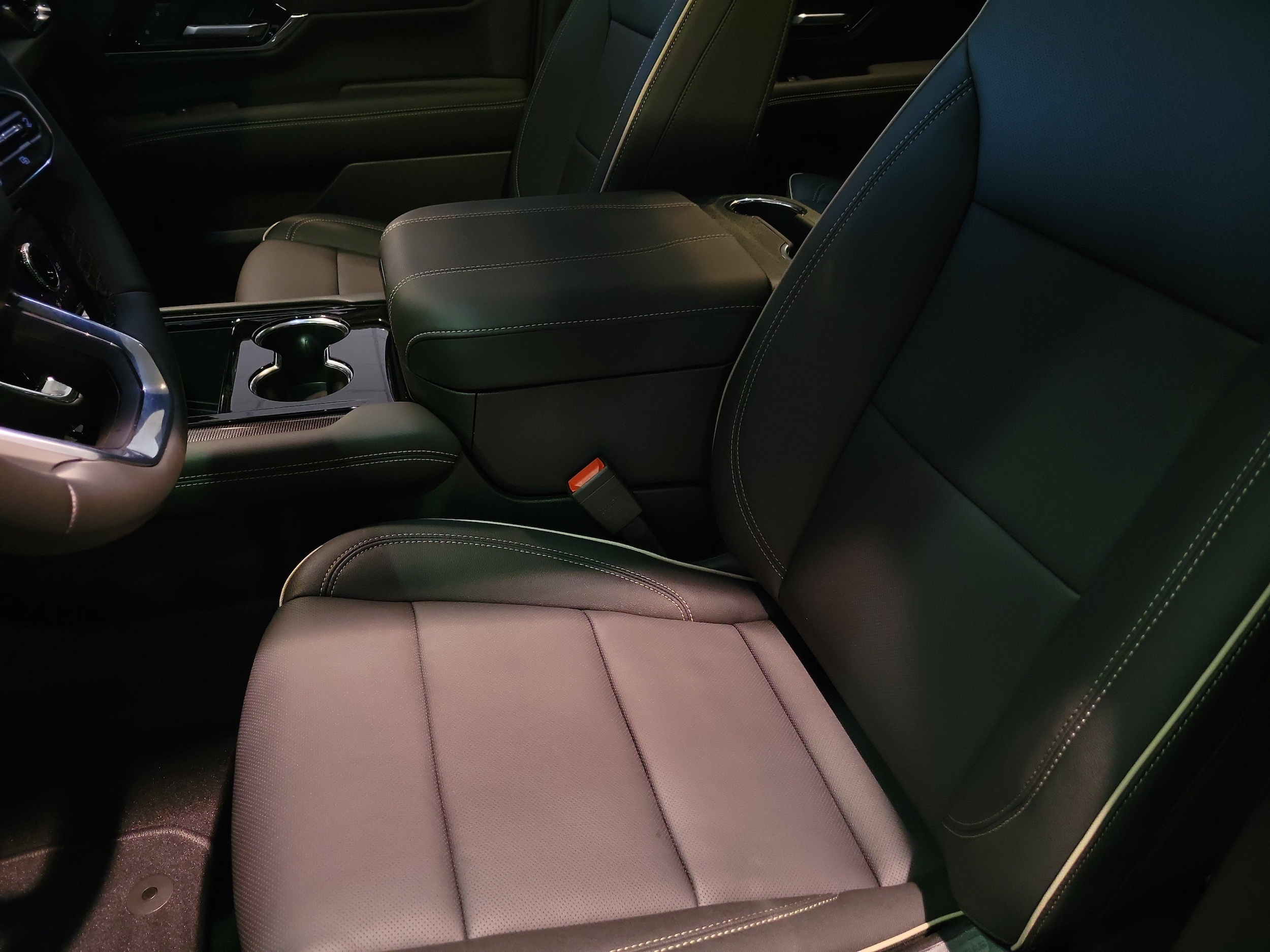 2026 GMC Yukon Elevation - Photo 23