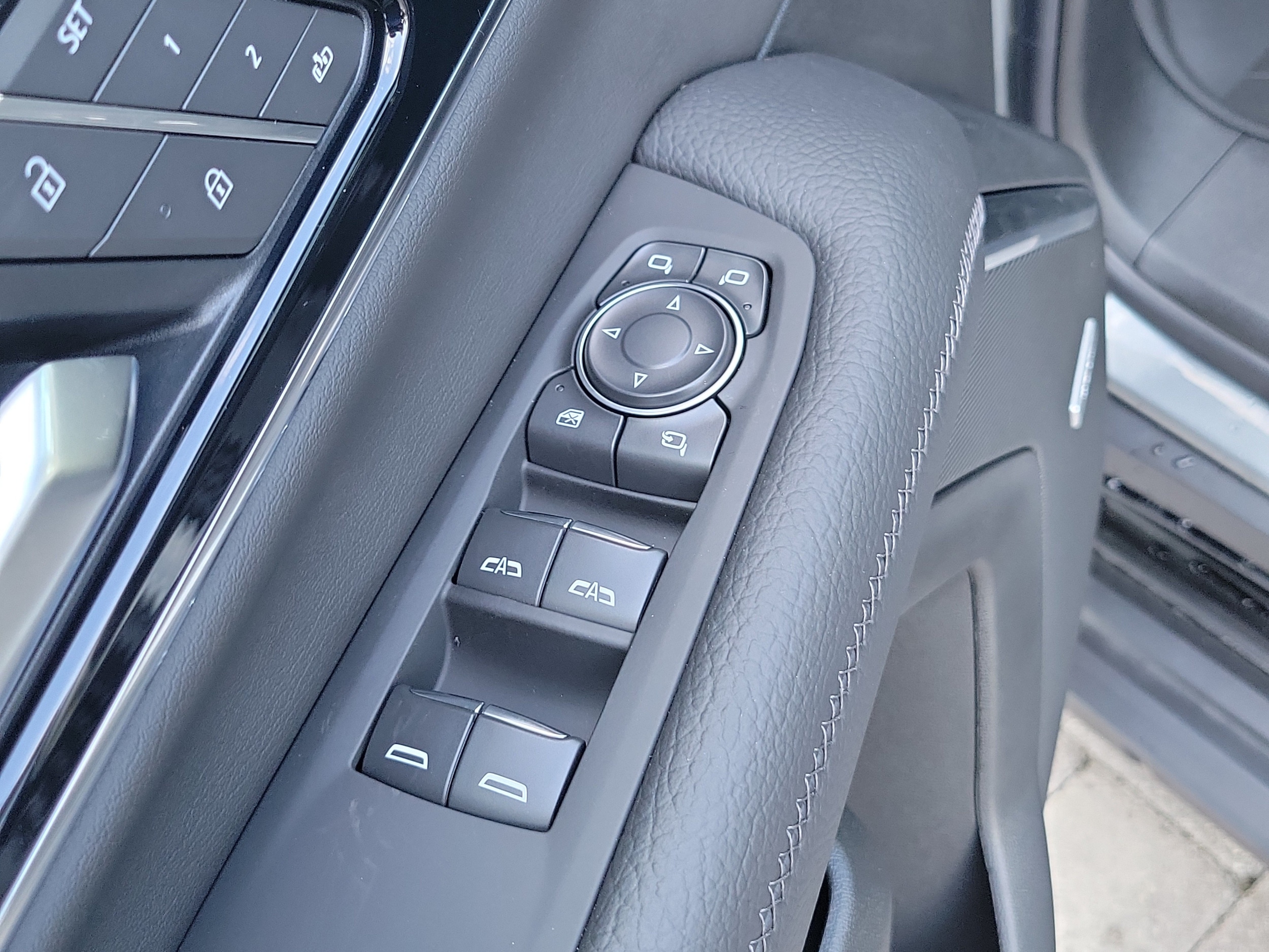 2026 GMC Yukon XL Denali - Photo 20