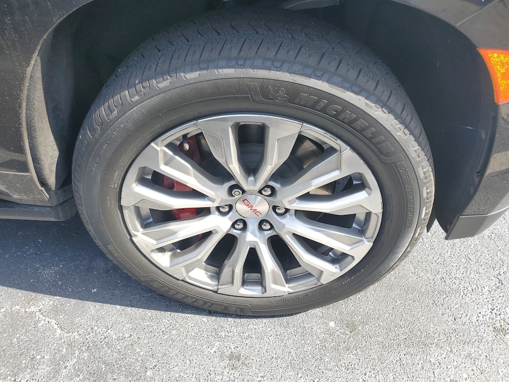 Used 2022 GMC Yukon Denali SUV