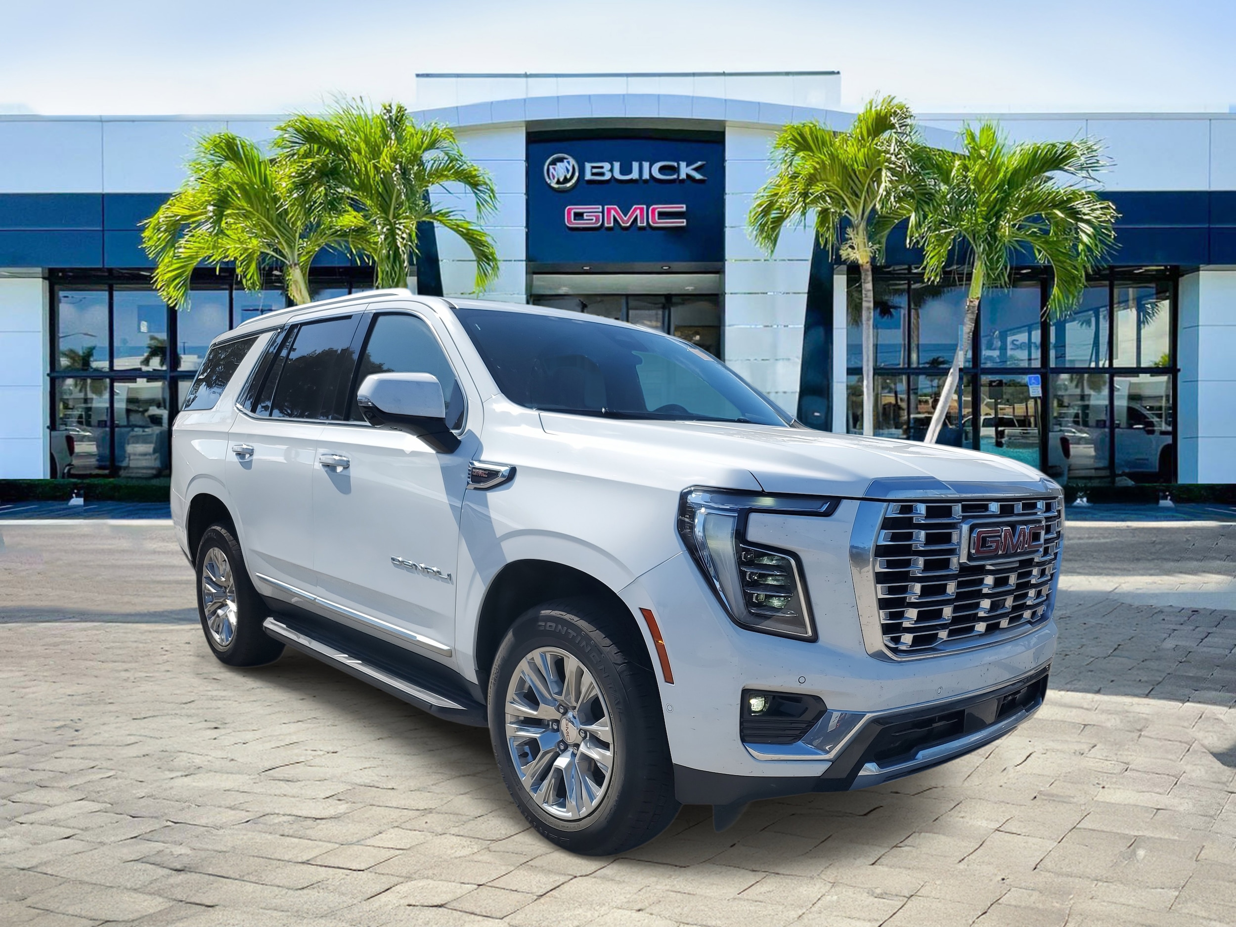 2025 GMC Yukon Denali's photo