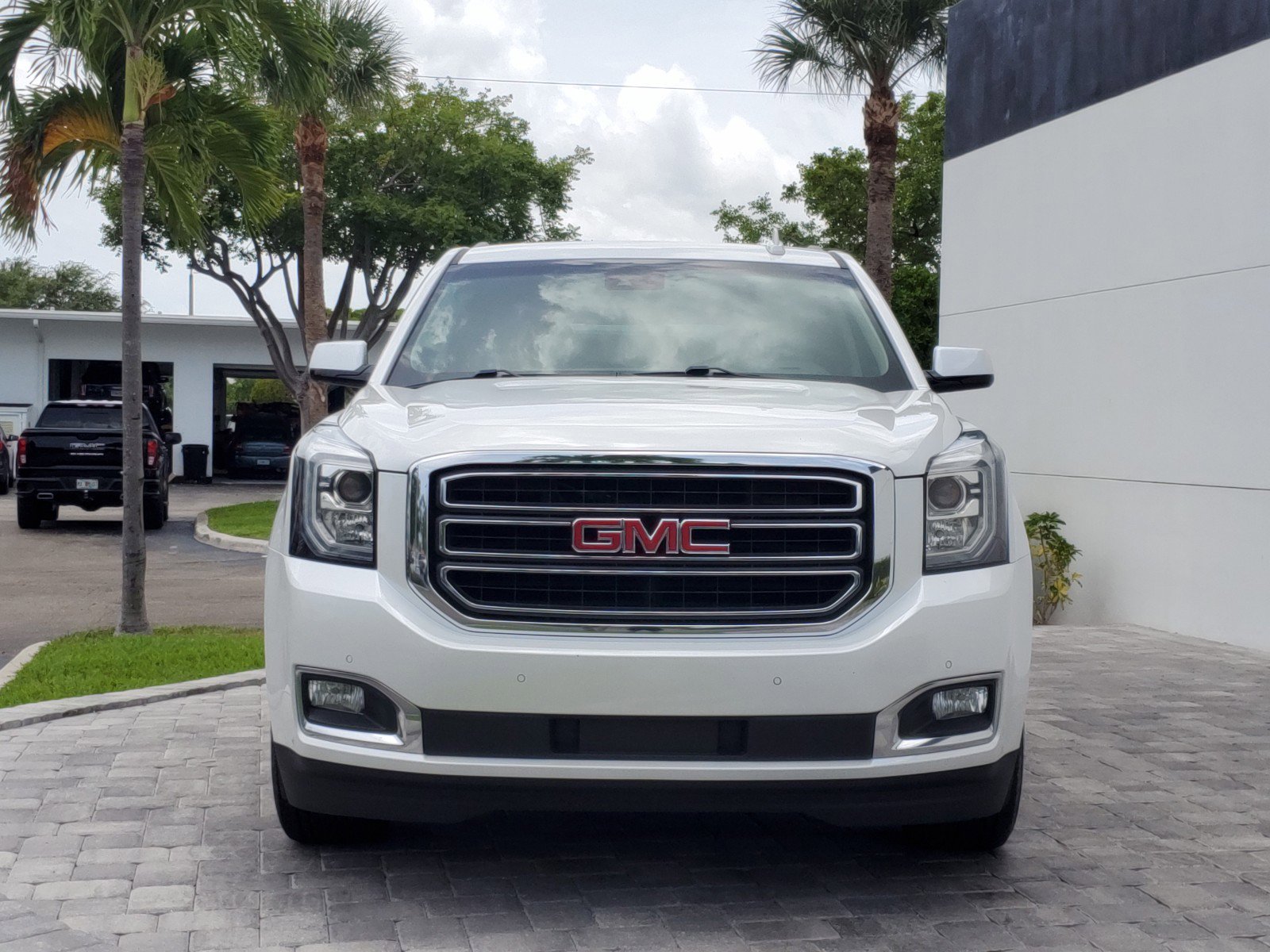 Used 2017 GMC Yukon SLT with VIN 1GKS1BKC8HR364624 for sale in Delray Beach, FL