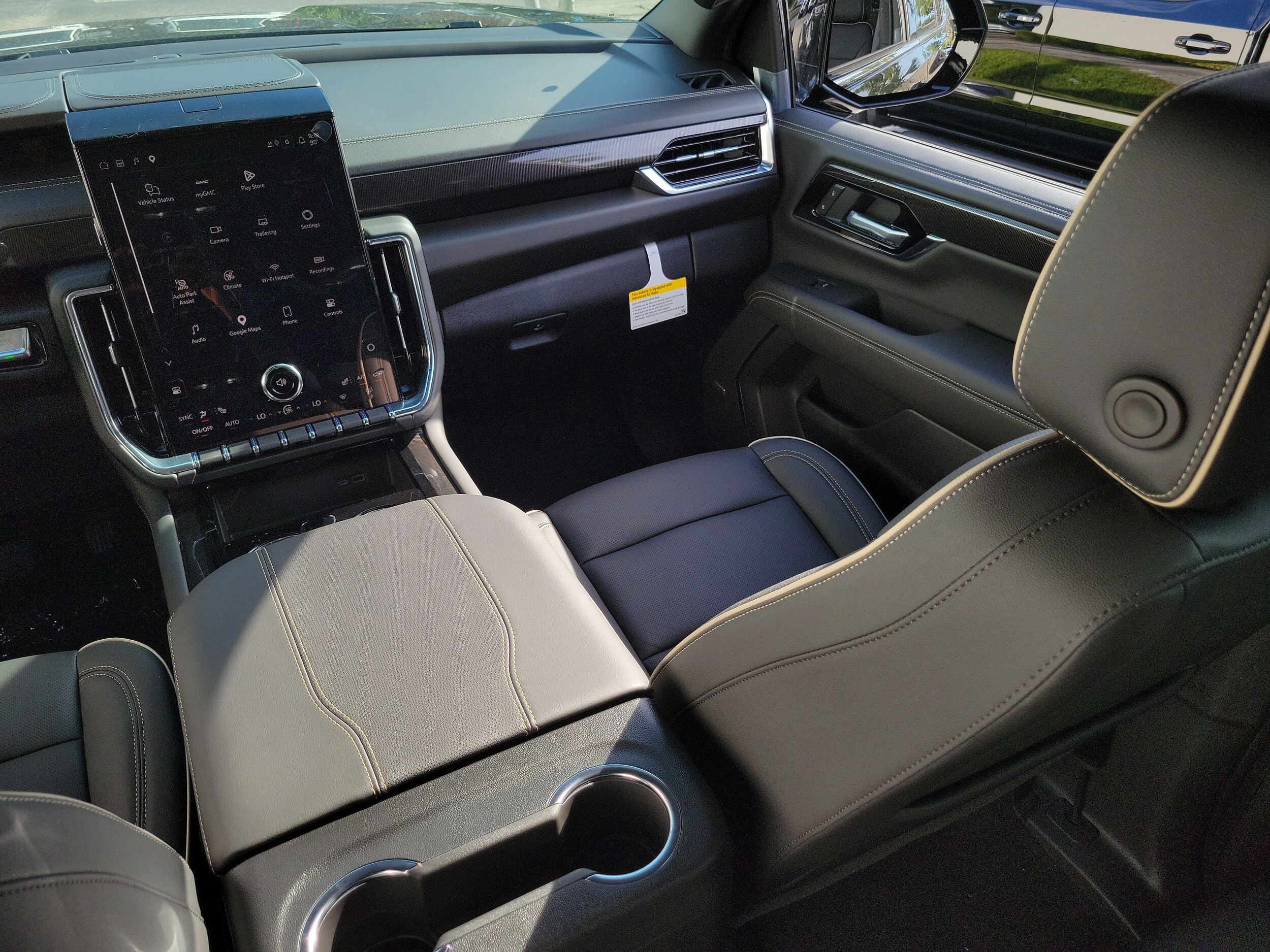 2026 GMC Yukon Elevation - Photo 18