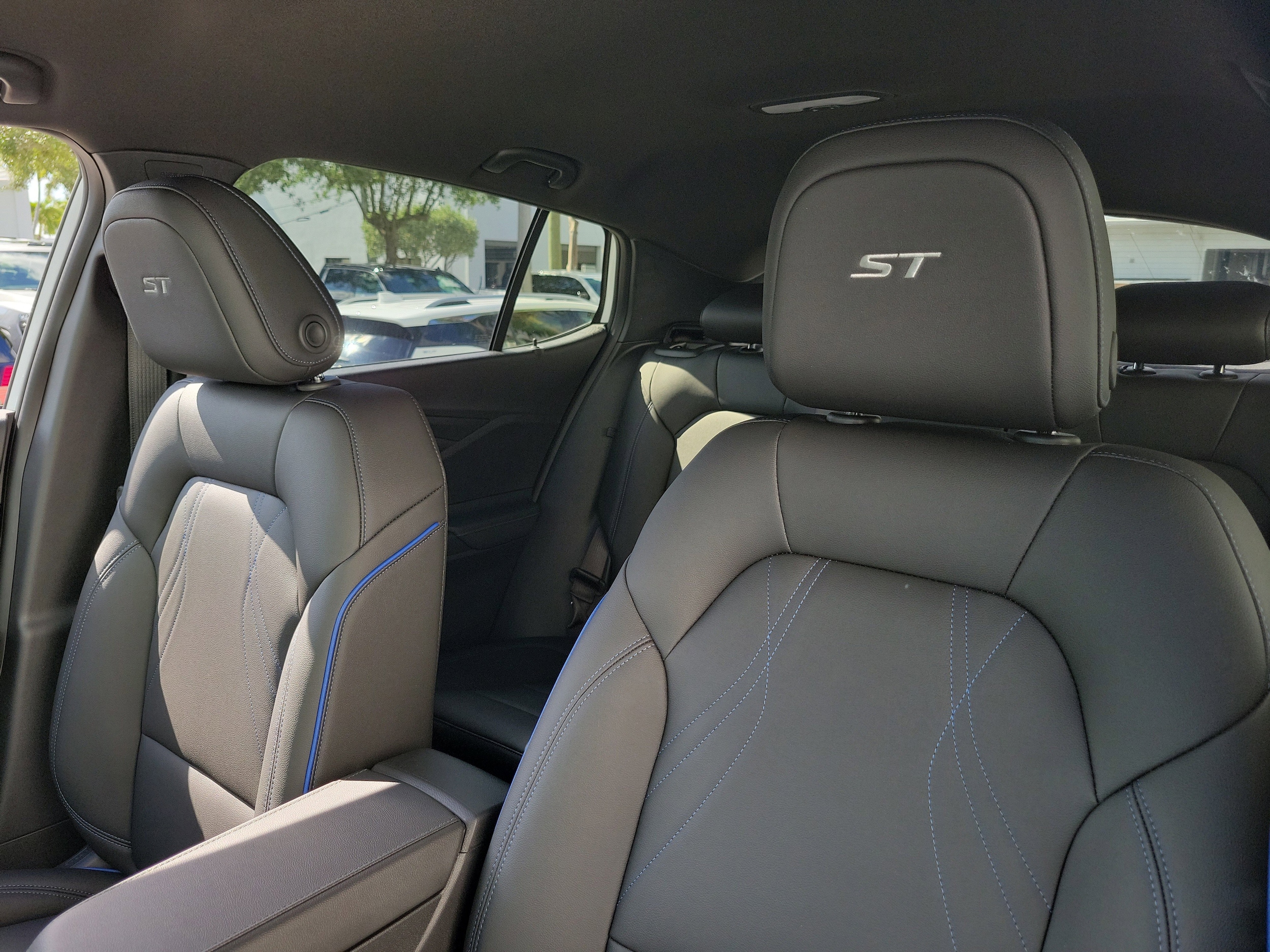 2026 Buick Envista Sport Touring - Photo 21
