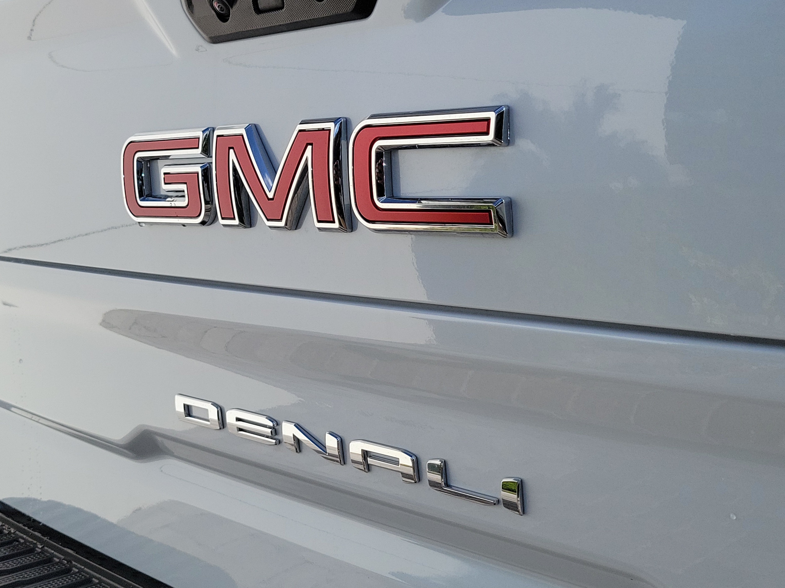 2026 GMC Sierra 1500 Denali - Photo 8