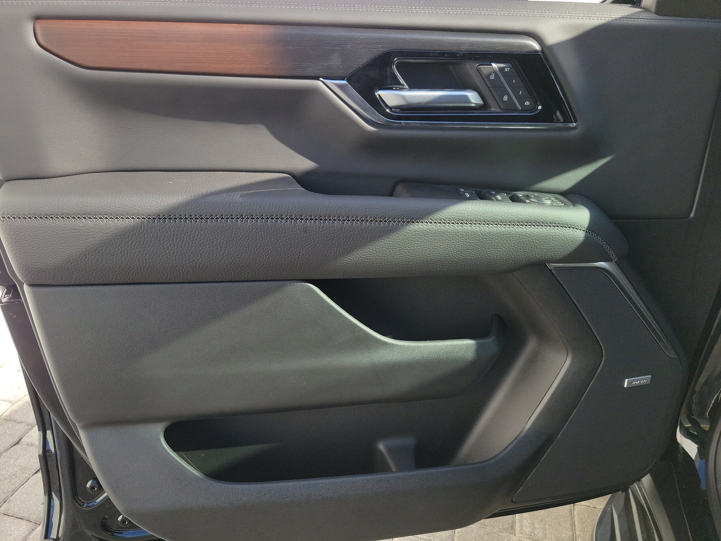2026 GMC Yukon XL Denali - Photo 19