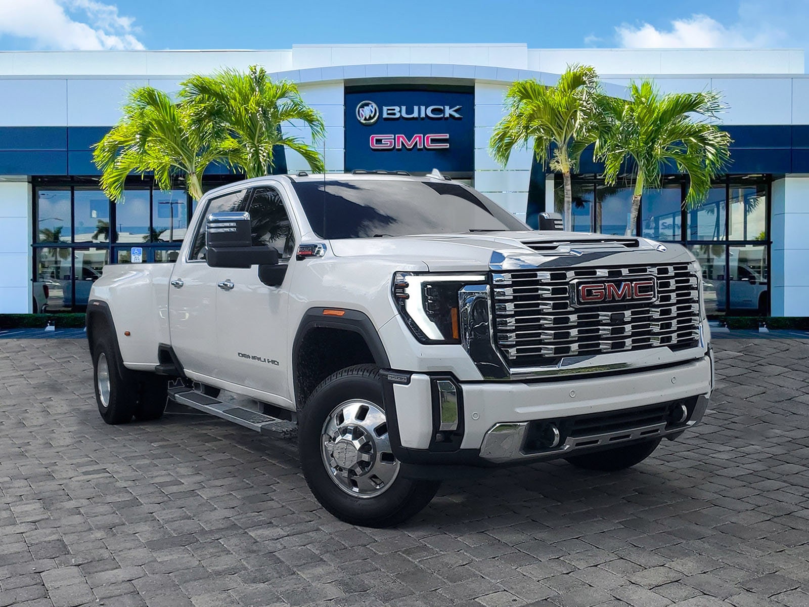 2025 GMC Sierra 3500HD