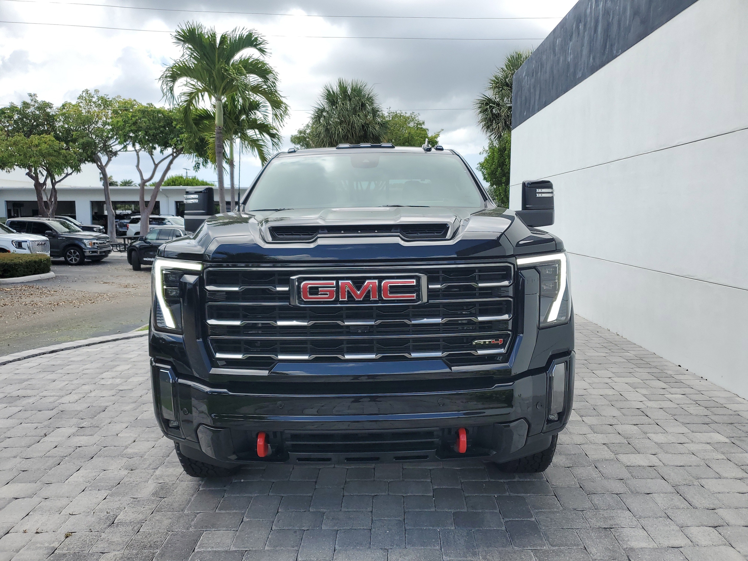 Used 2024 GMC Sierra 2500HD AT4 with VIN 1GT49PEY6RF151109 for sale in Delray Beach, FL