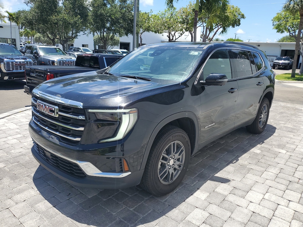 Used 2025 GMC Acadia Elevation SUV